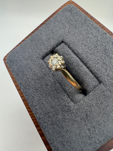 9ct gold diamond ring