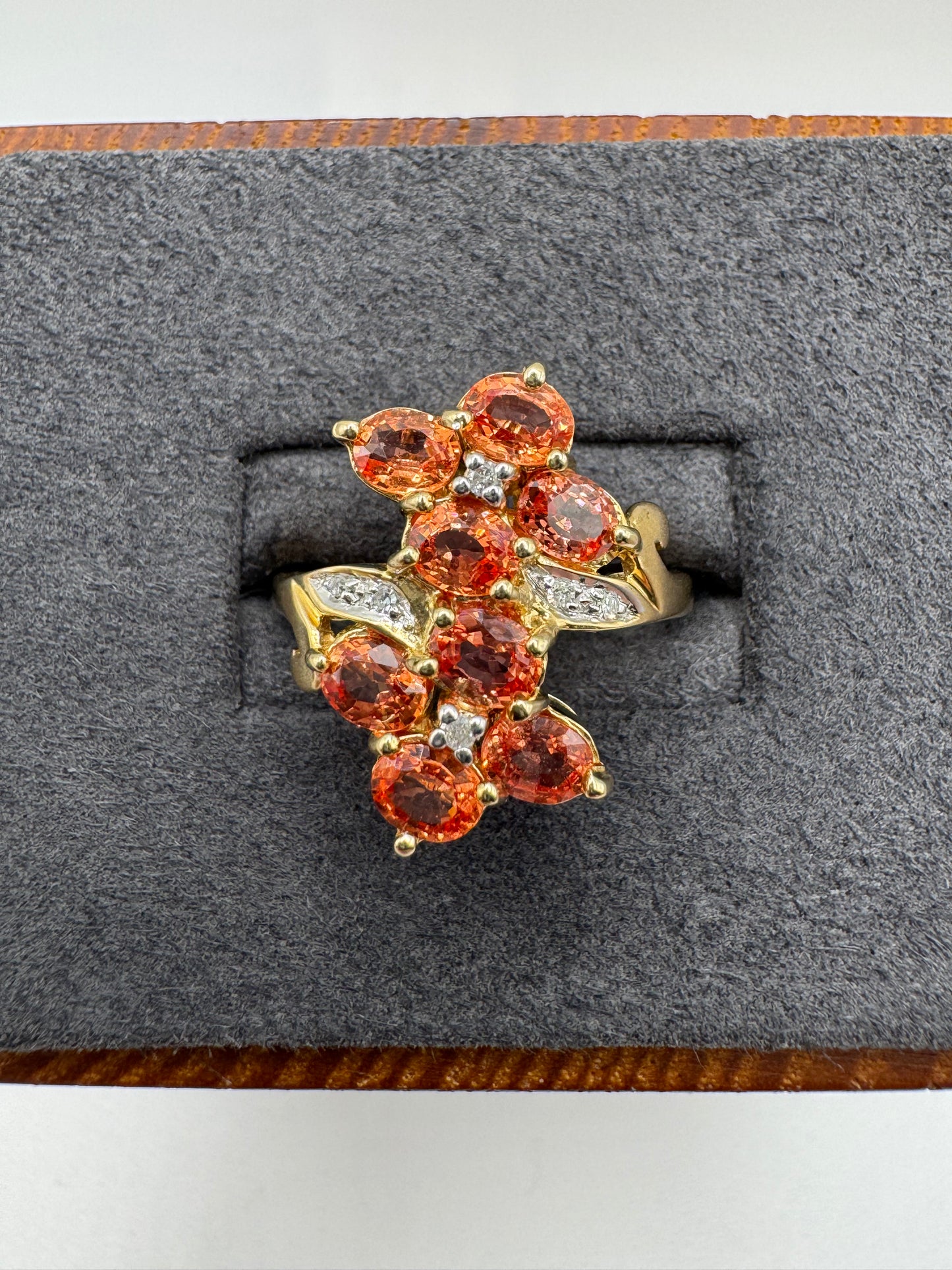 Heavy 9ct gold orange sapphire and diamond ring
