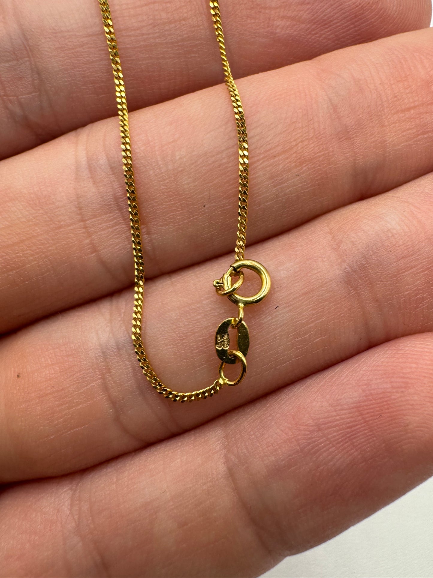 9ct gold tigers eye necklace (17”)