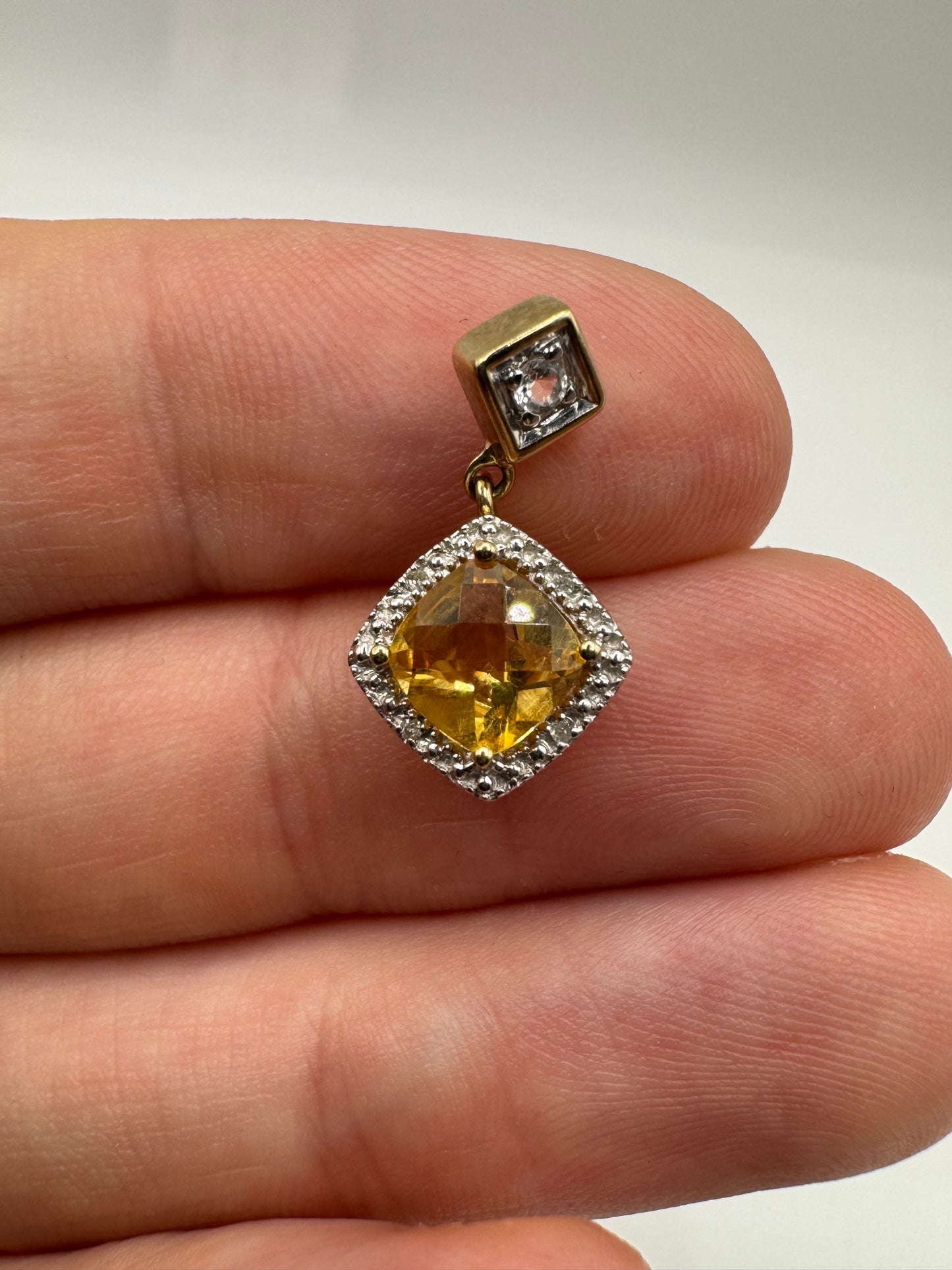 9ct gold citrine and zircon pendant