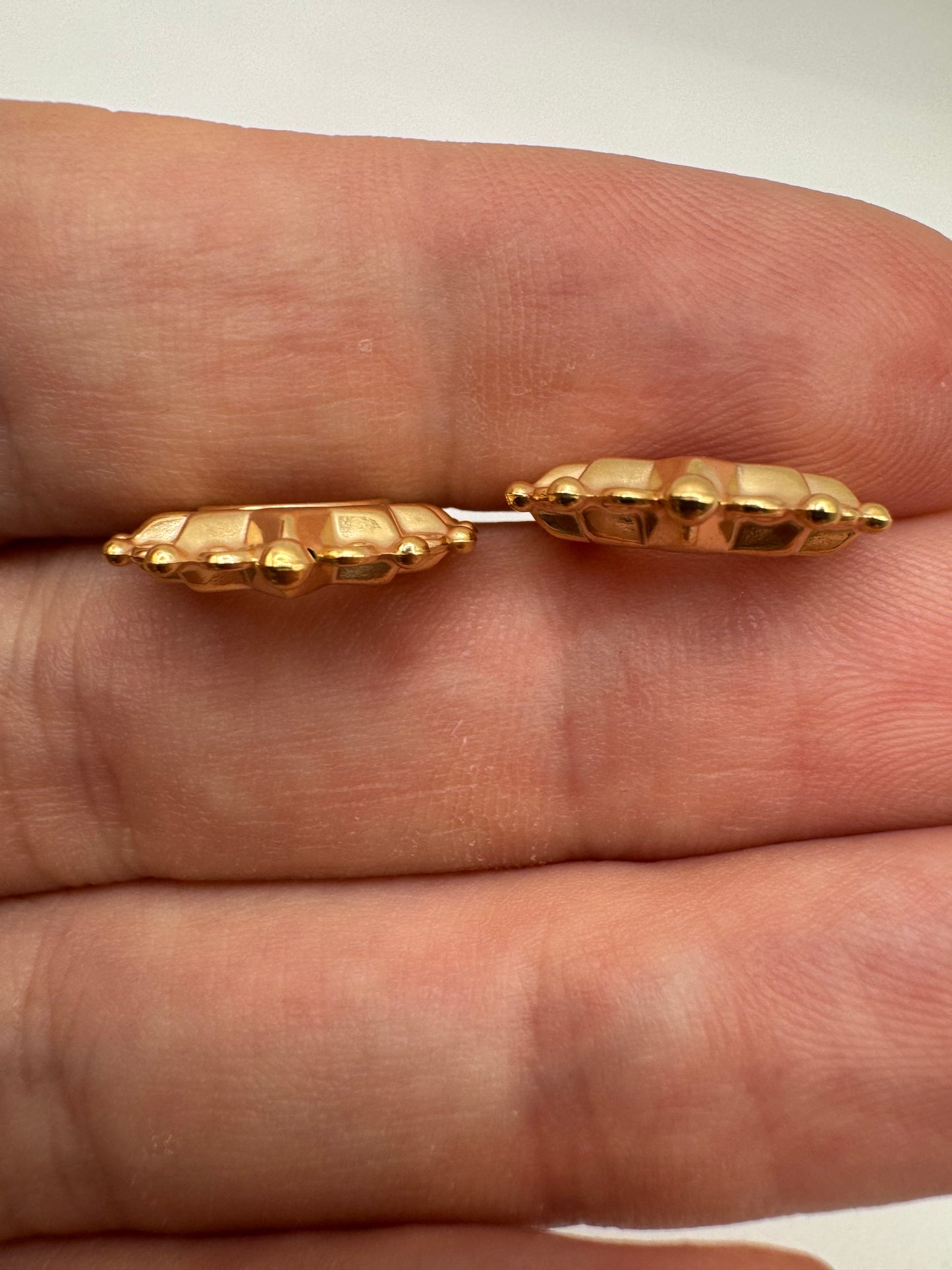 9ct gold spike creole earrings