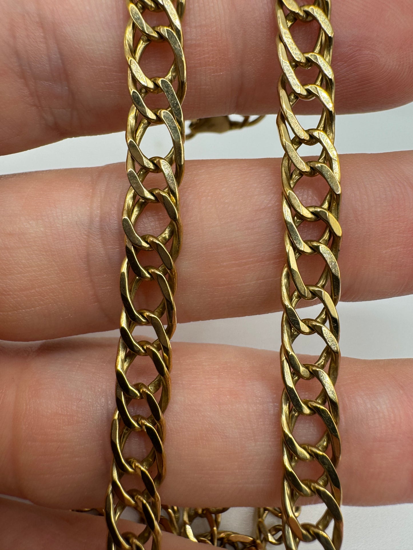 Very heavy 9ct gold chain 85 18”