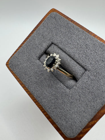 9ct gold sapphire and diamond ring