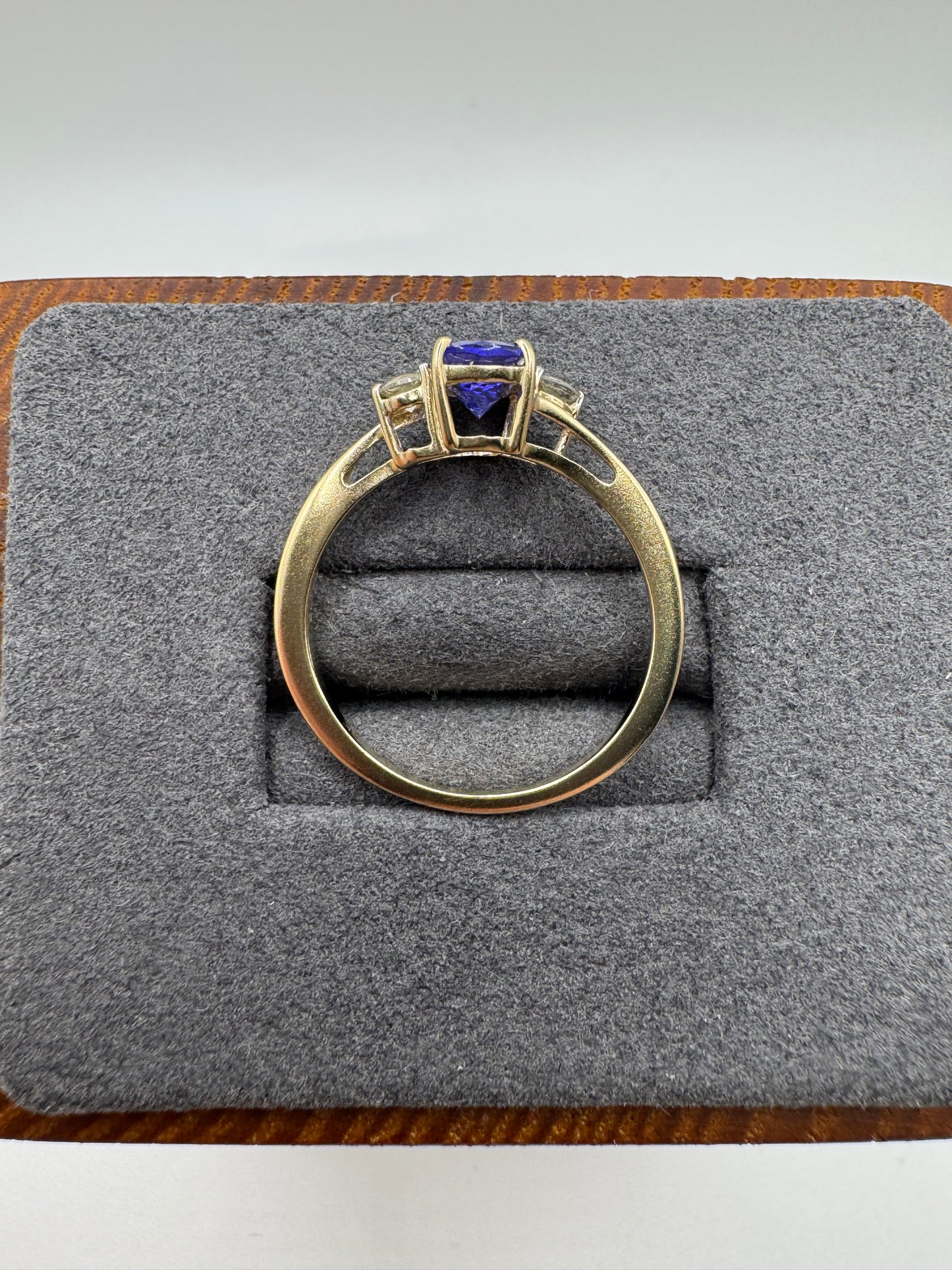 9ct gold tanzanite and zircon ring