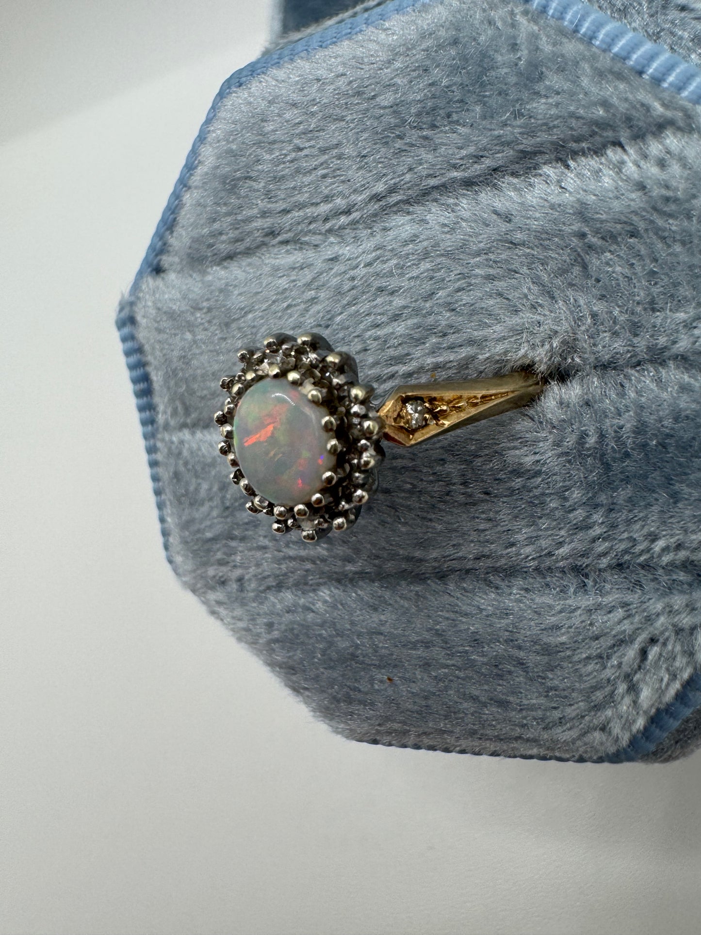 9ct gold opal and diamond ring