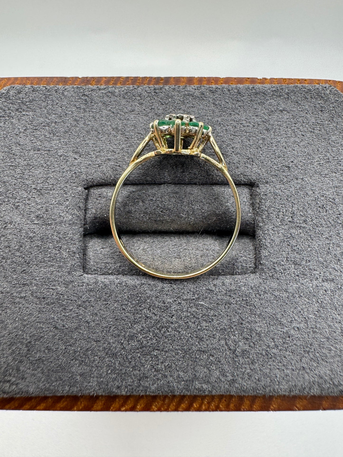 9ct gold emerald and diamond ring