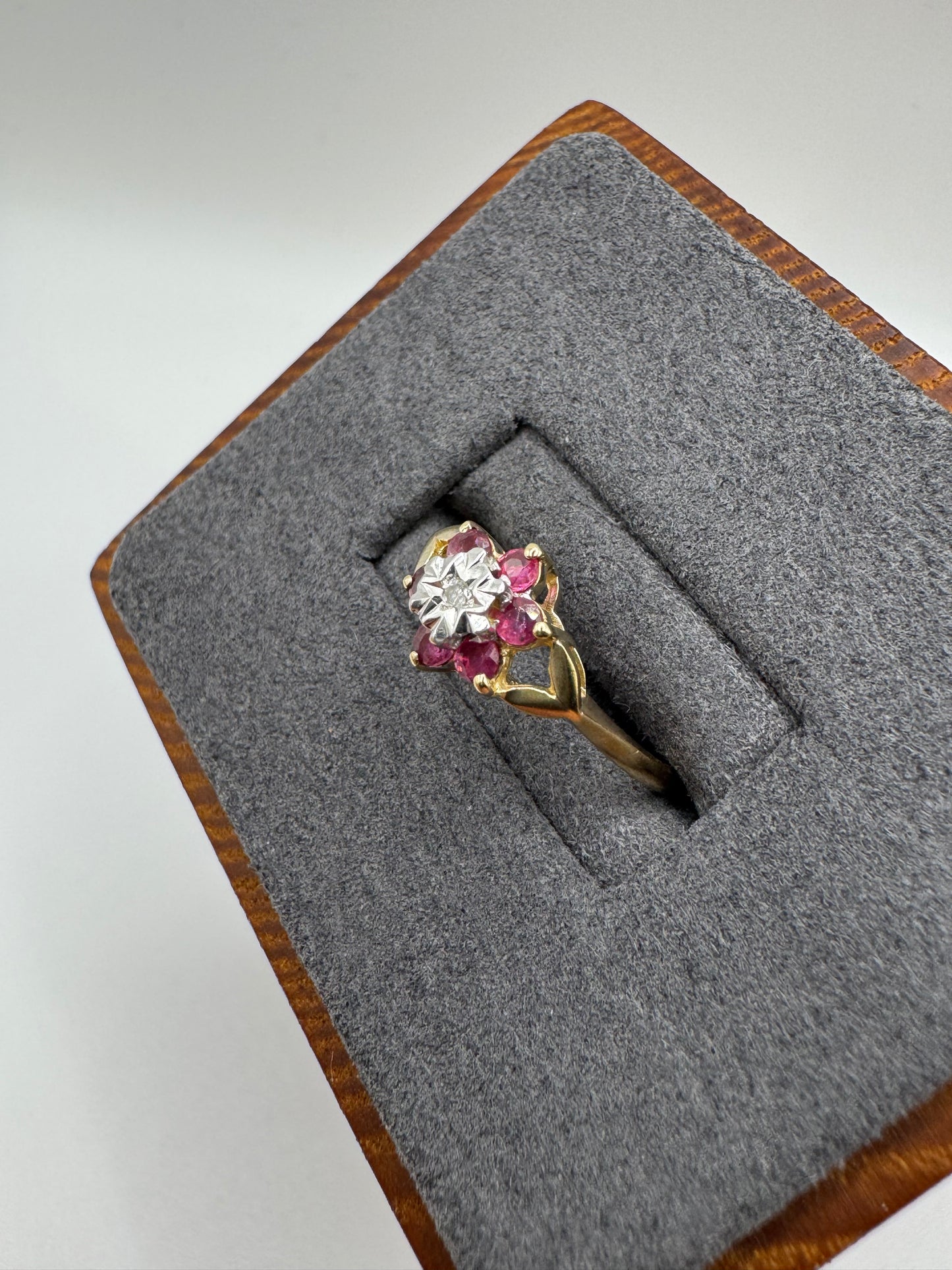 9ct gold ruby and diamond ring