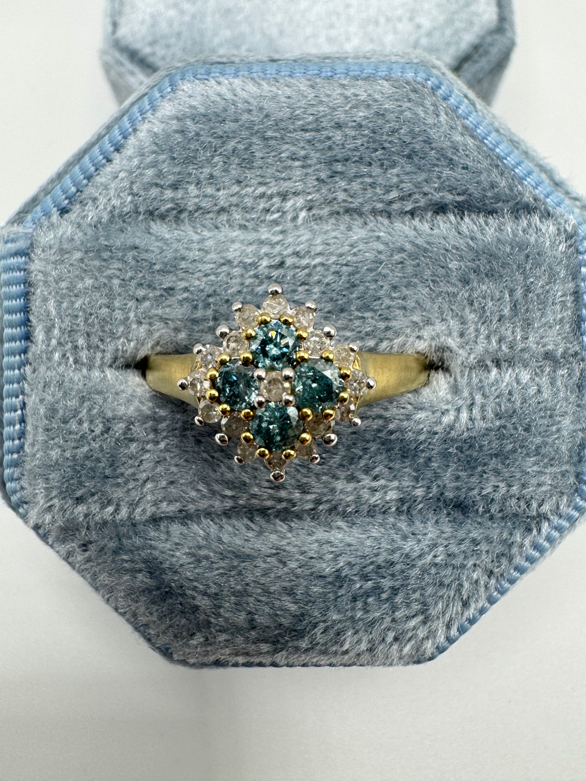 9ct gold diamond cluster ring
