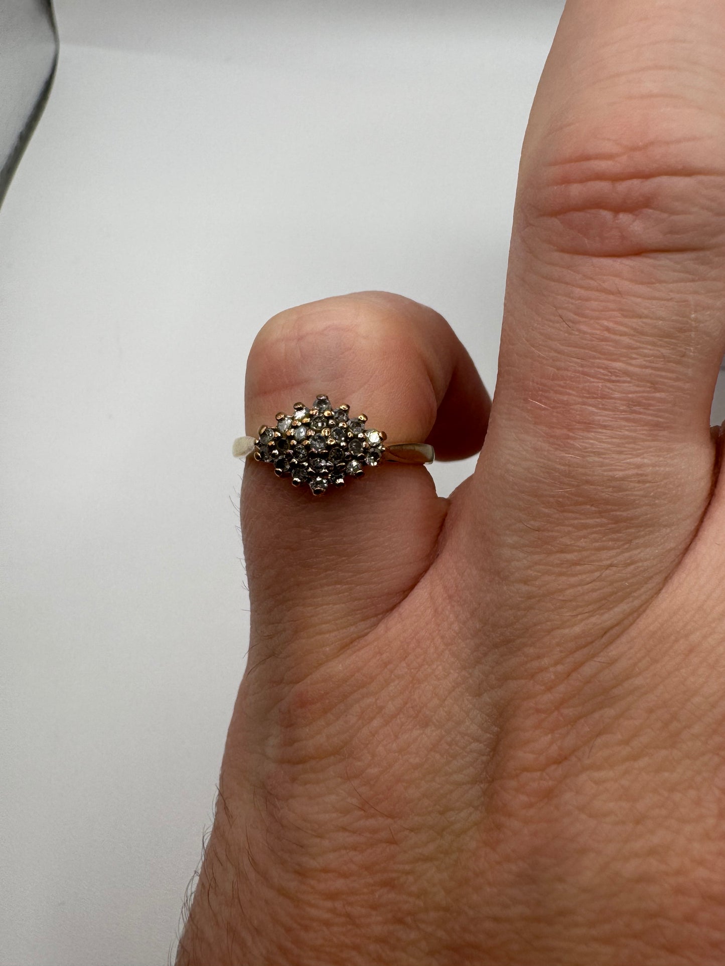 9ct gold diamond cluster ring