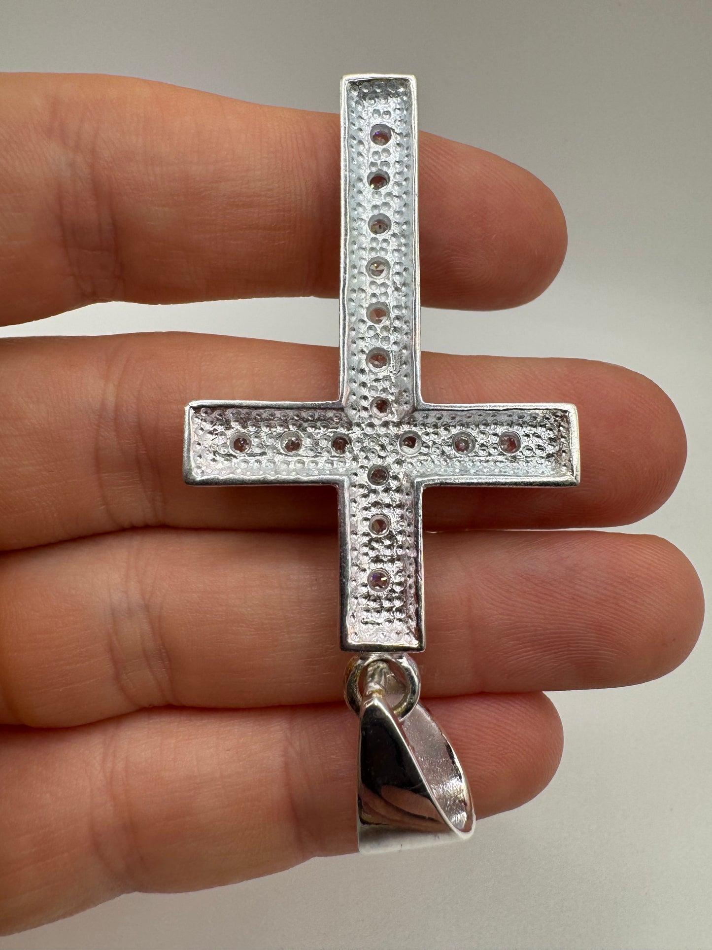 Silver cross pendant