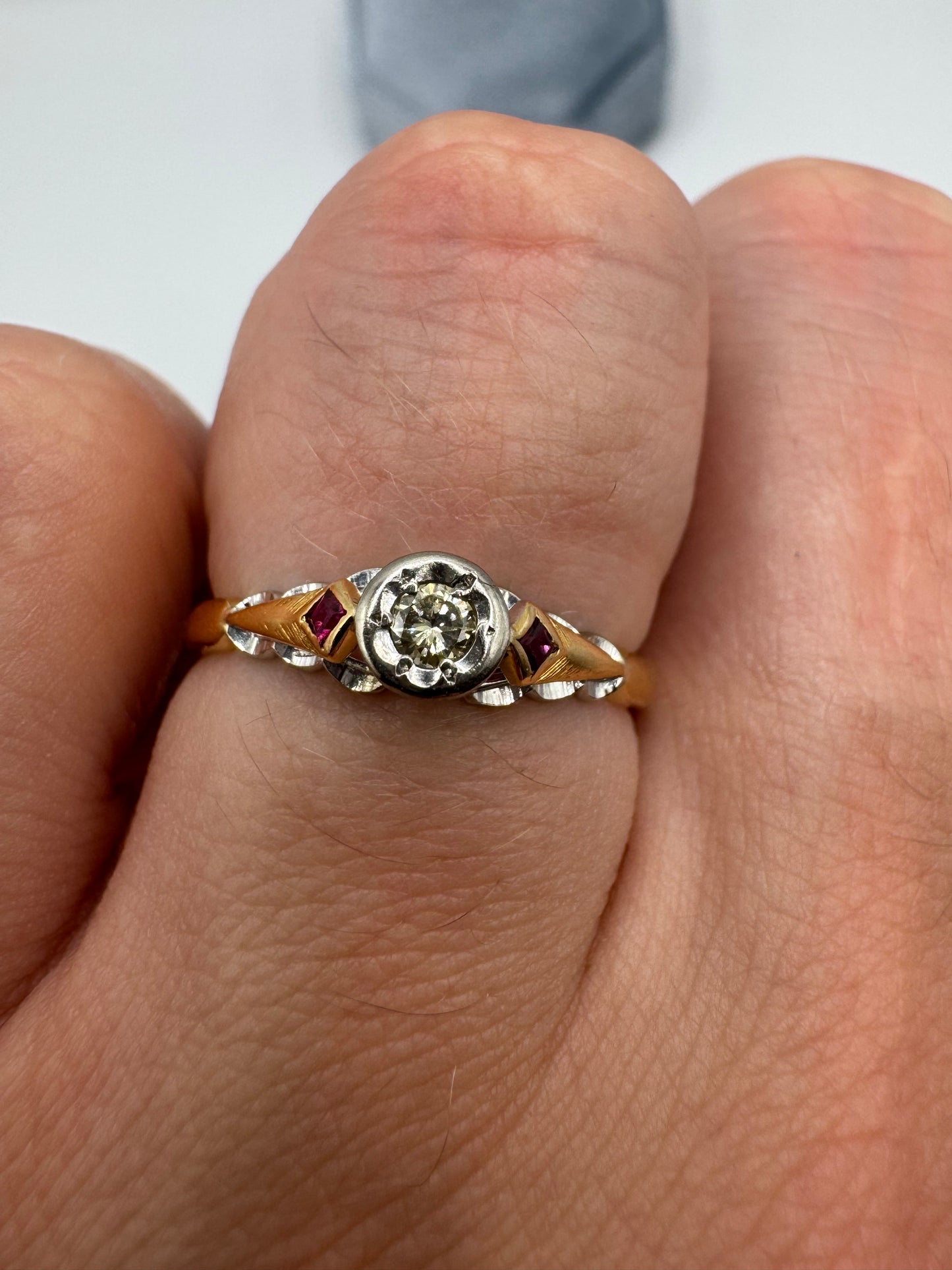 Antique 18ct gold ruby and diamond ring