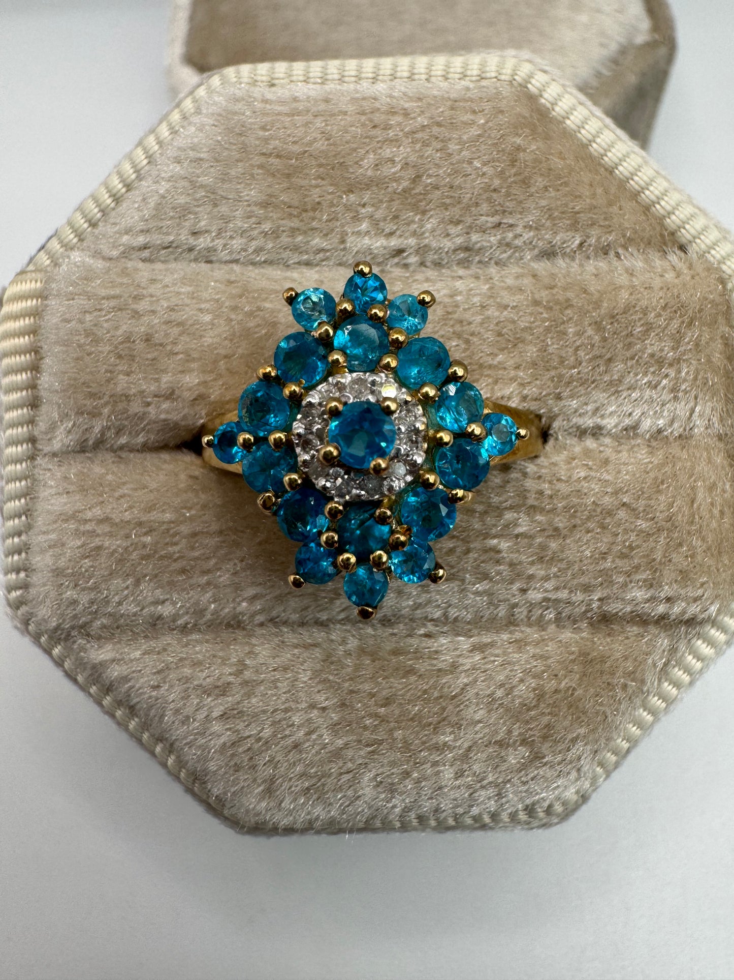 9ct gold blue apatite and diamond ring