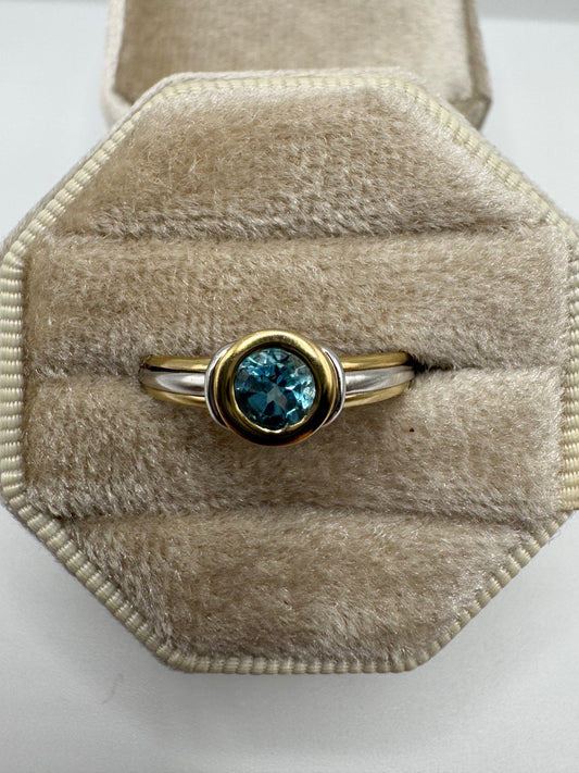 9ct two-tone gold topaz ring