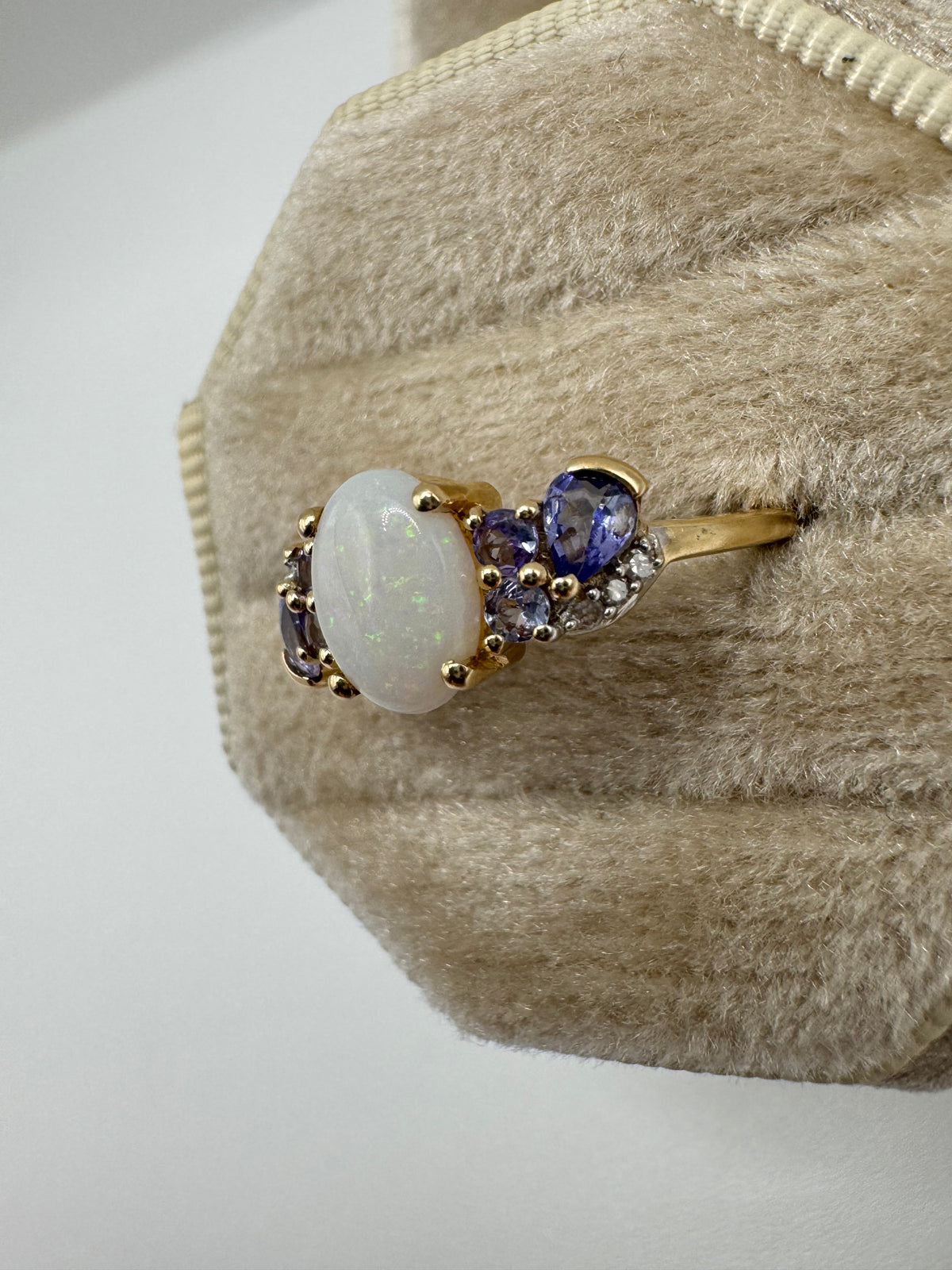9ct gold opal, tanzanite and diamond ring