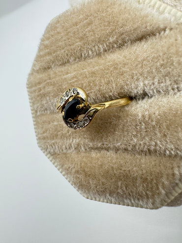 9ct gold sapphire and diamond ring
