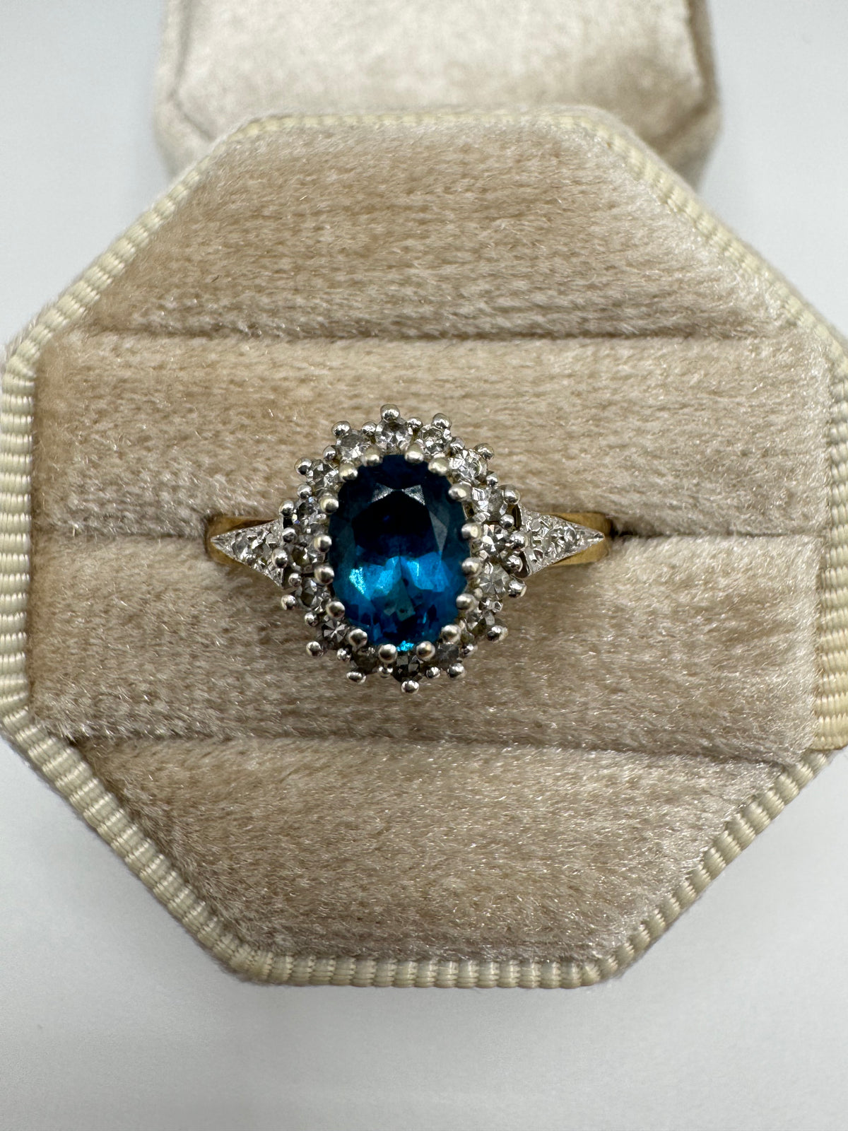 9ct gold topaz and diamond cluster ring