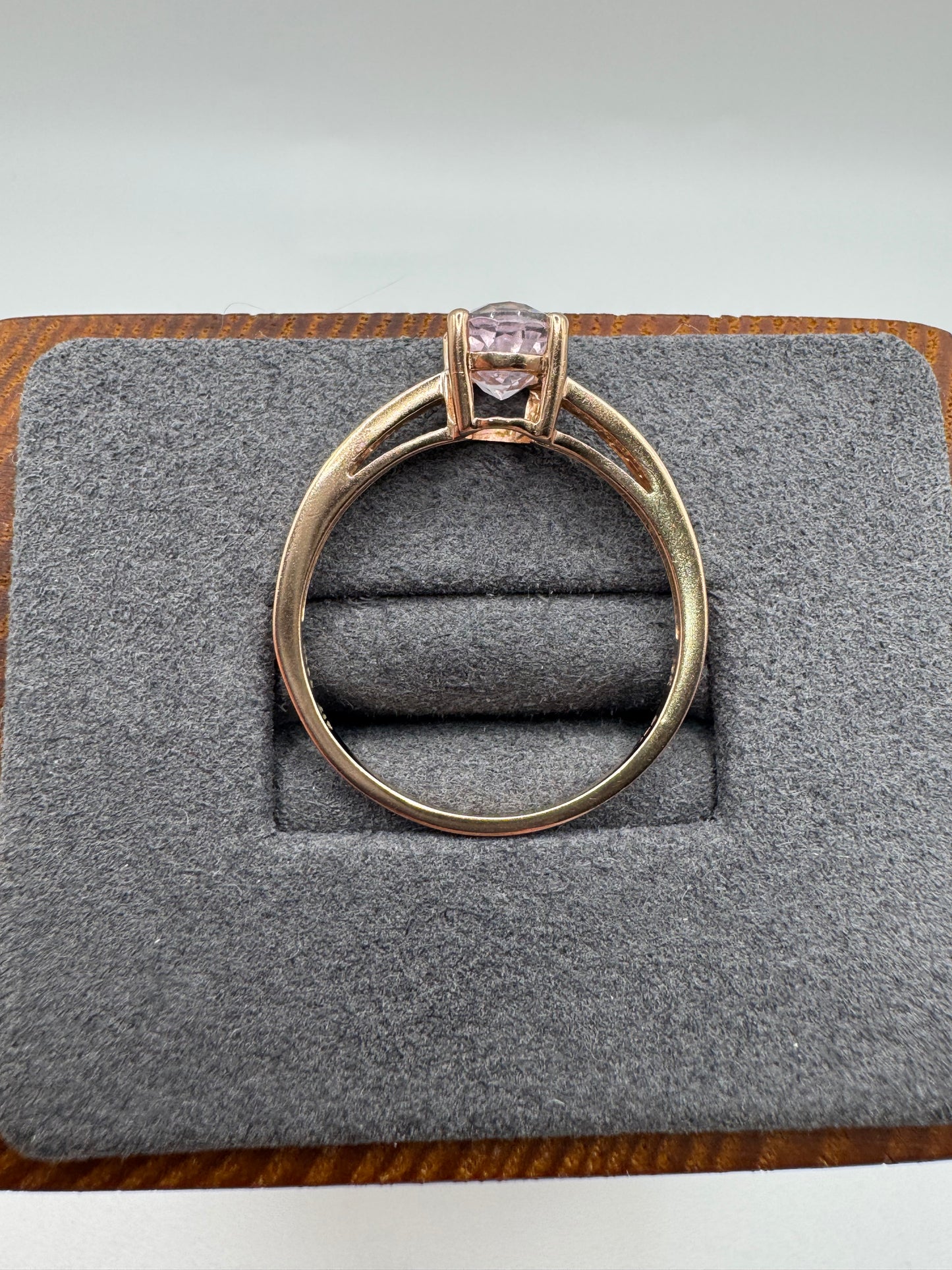 9ct rose gold morganite and diamond ring