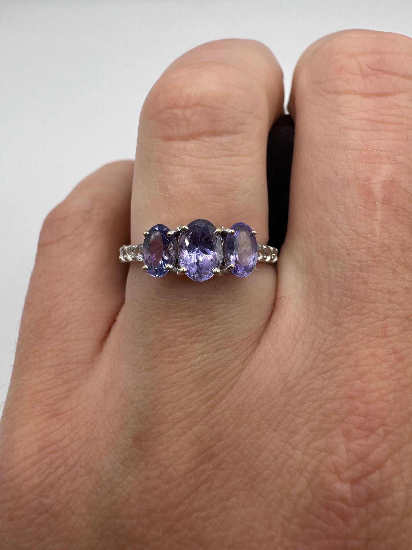 9ct white gold tanzanite and diamond ring