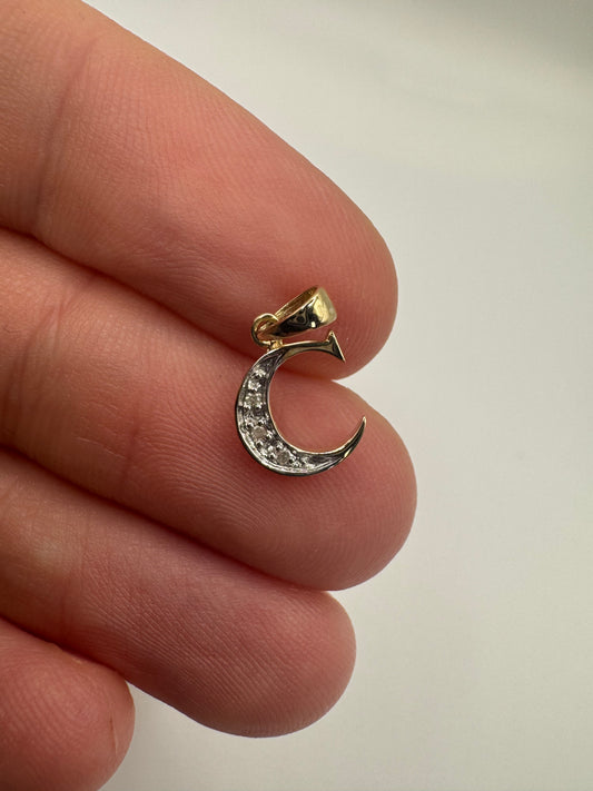 9ct gold diamond initial C charm