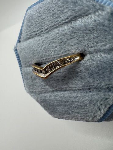 9ct gold 20 point diamond wishbone ring