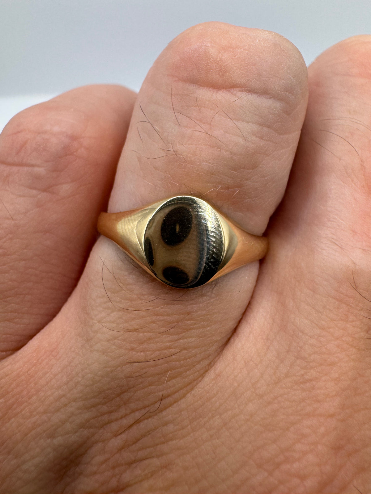 9ct gold signet ring