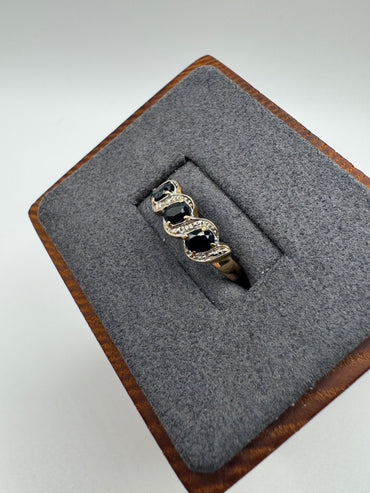 9ct gold sapphire and diamond ring