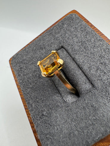 9ct gold citrine ring