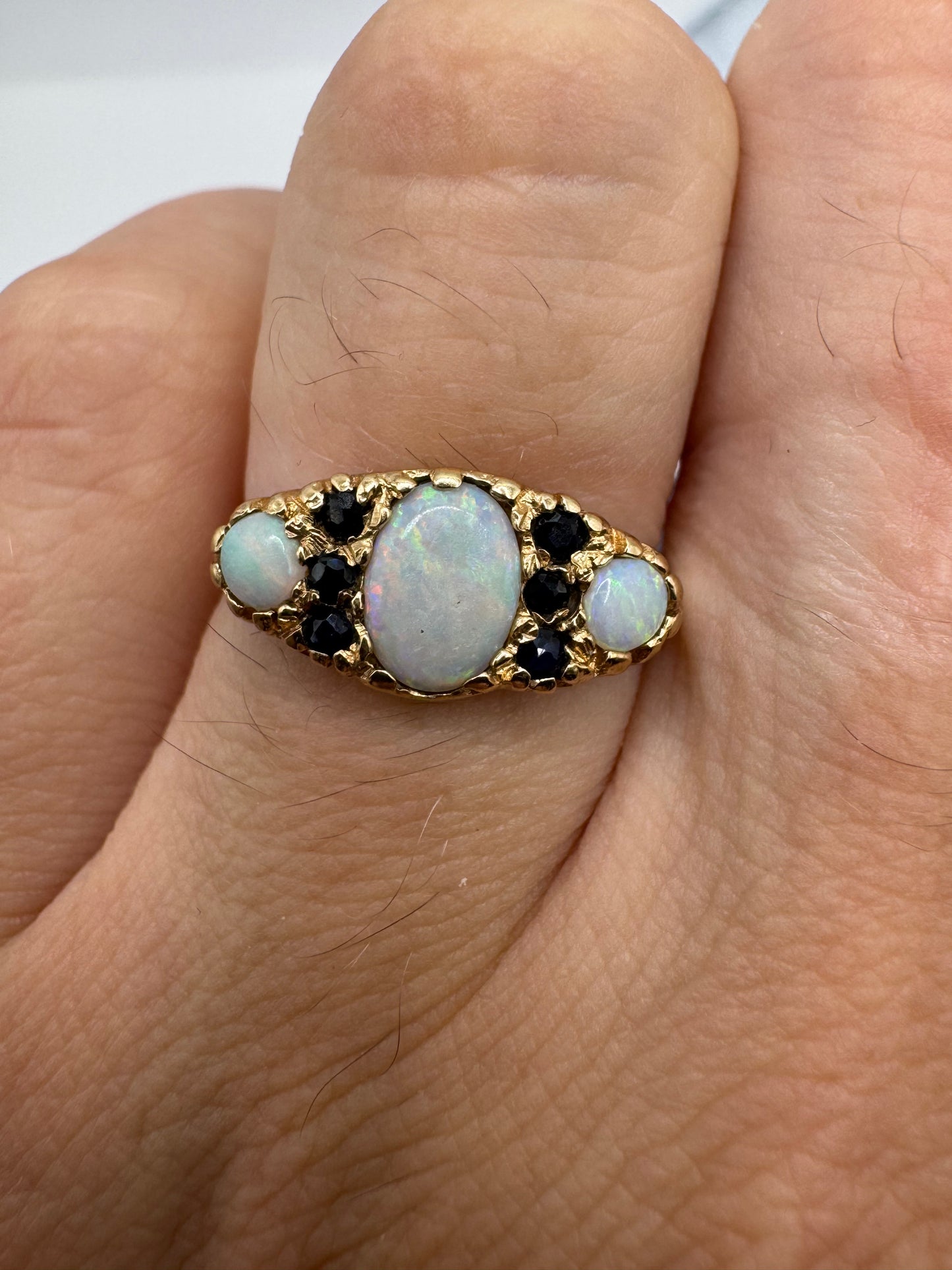 9ct gold opal and sapphire ring