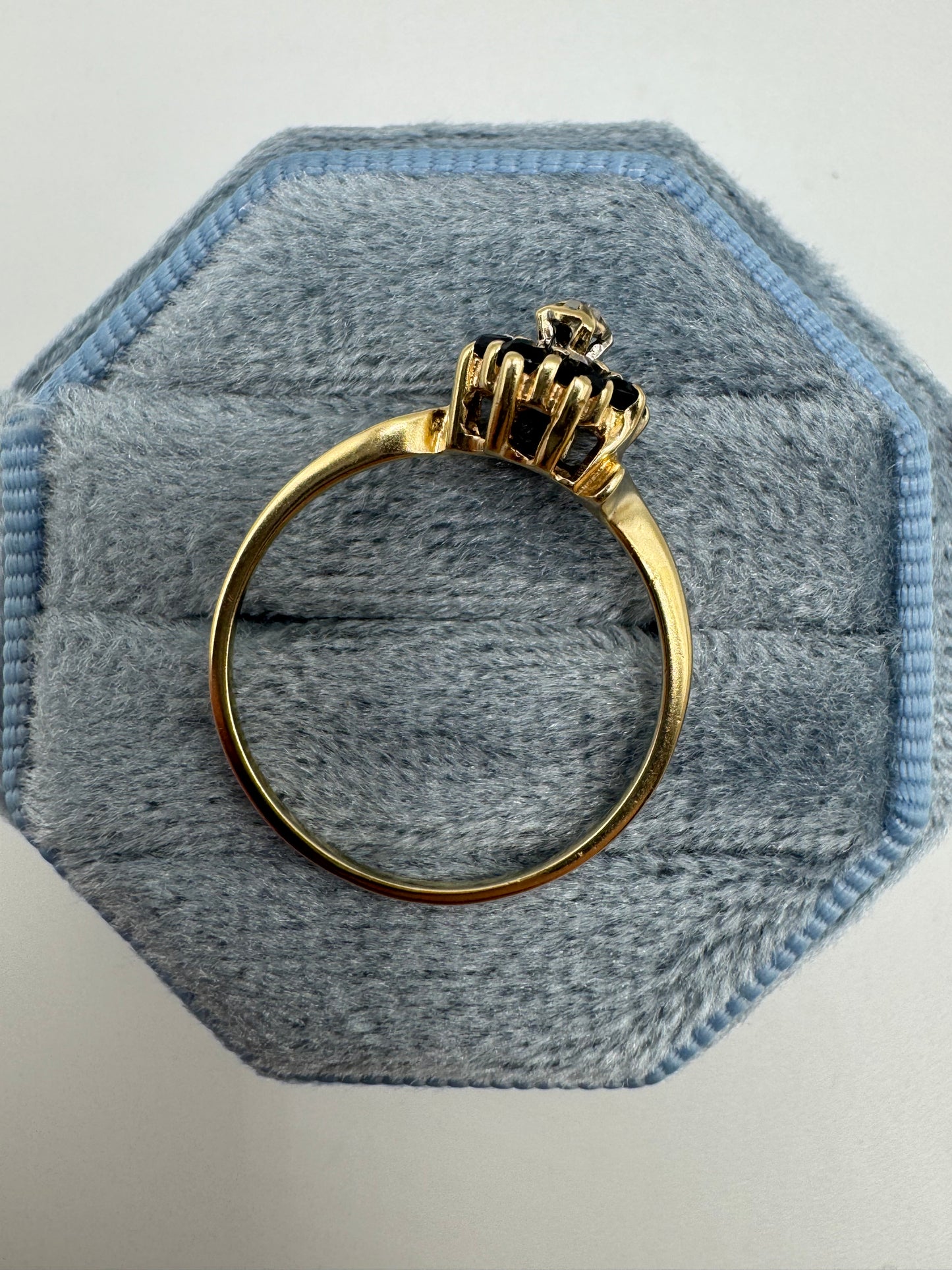 9ct gold sapphire and diamond ring