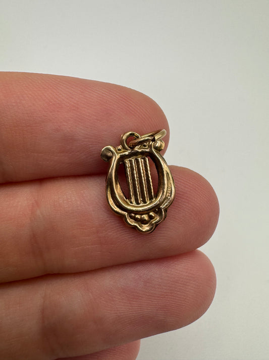 9ct gold harp charm