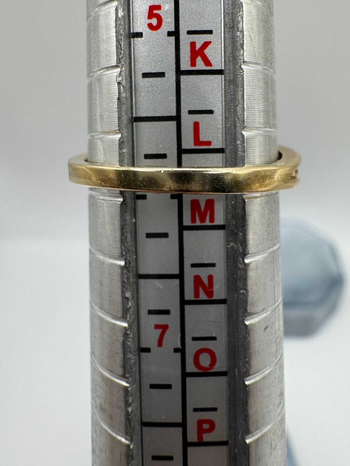 9ct tri-gold ring