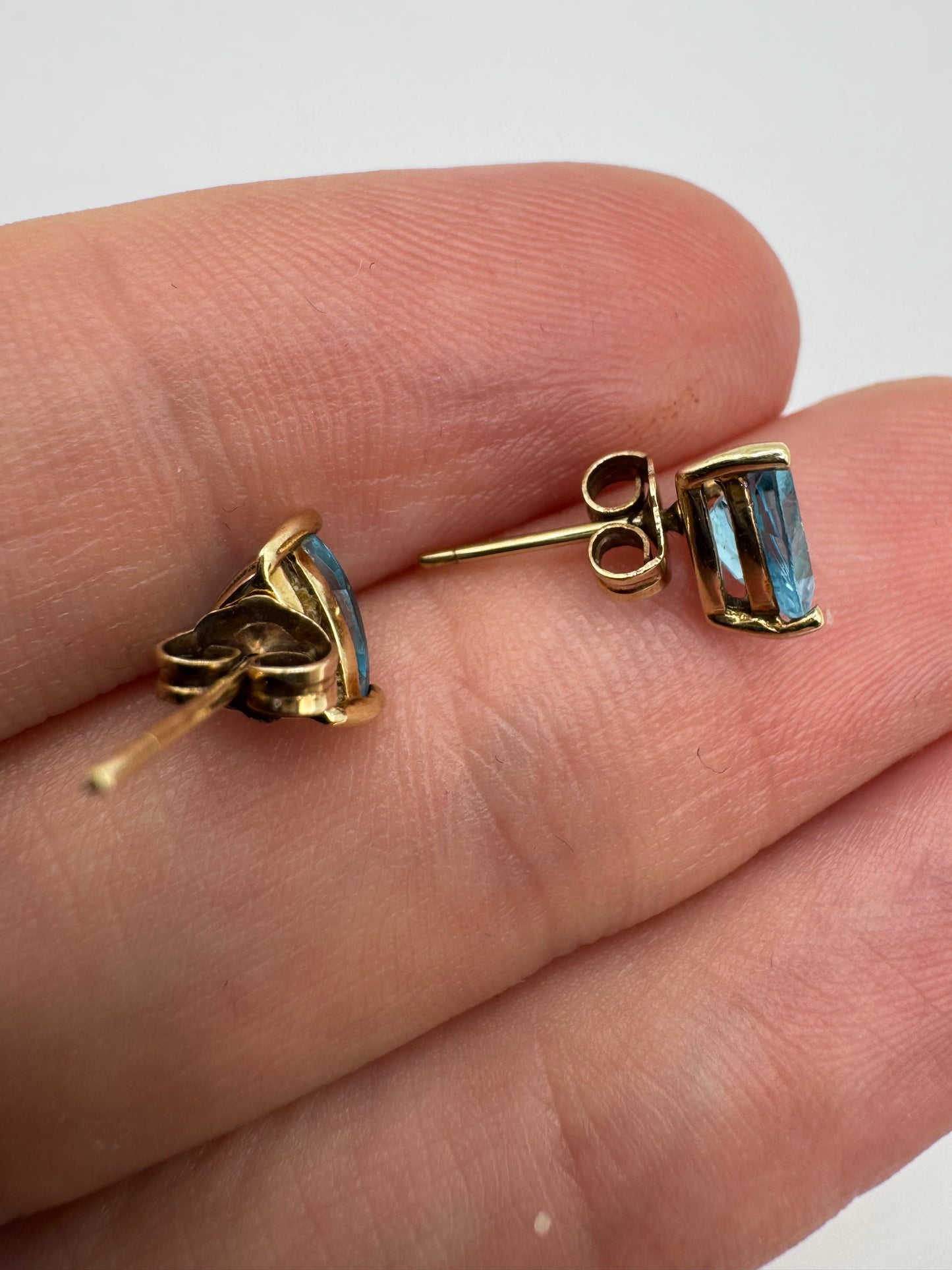 9ct gold topaz earrings