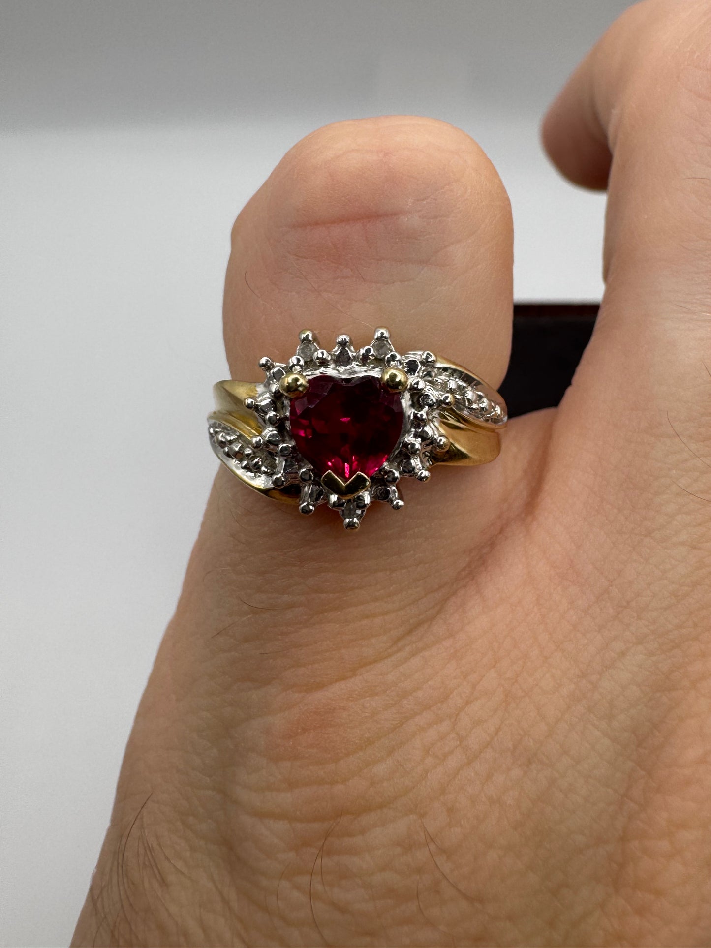 9ct gold synthetic ruby and diamond heart ring