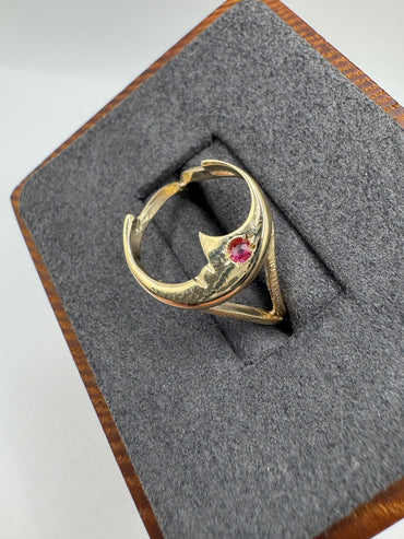 9ct gold ruby moon ring