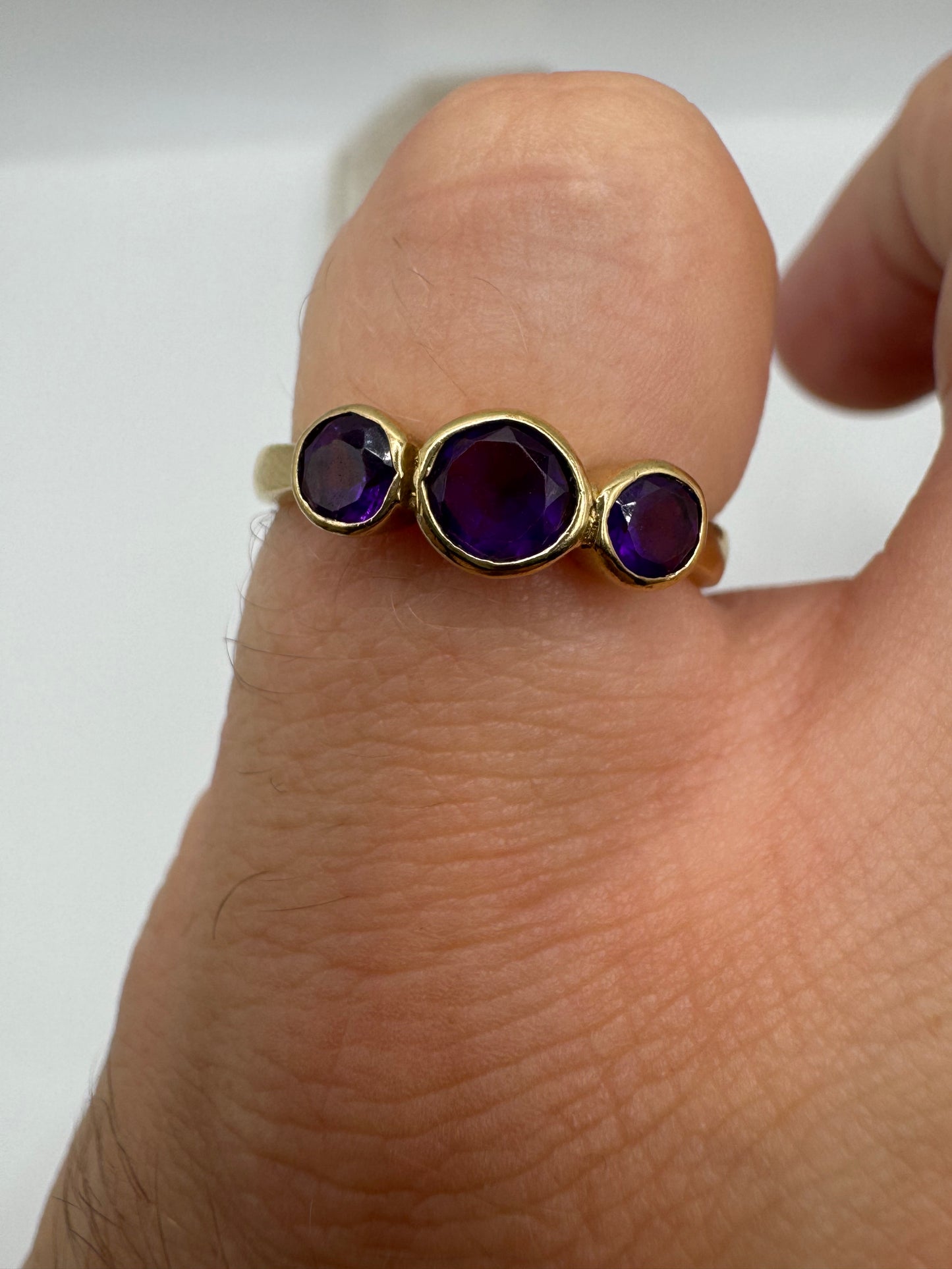 9ct gold amethyst ring