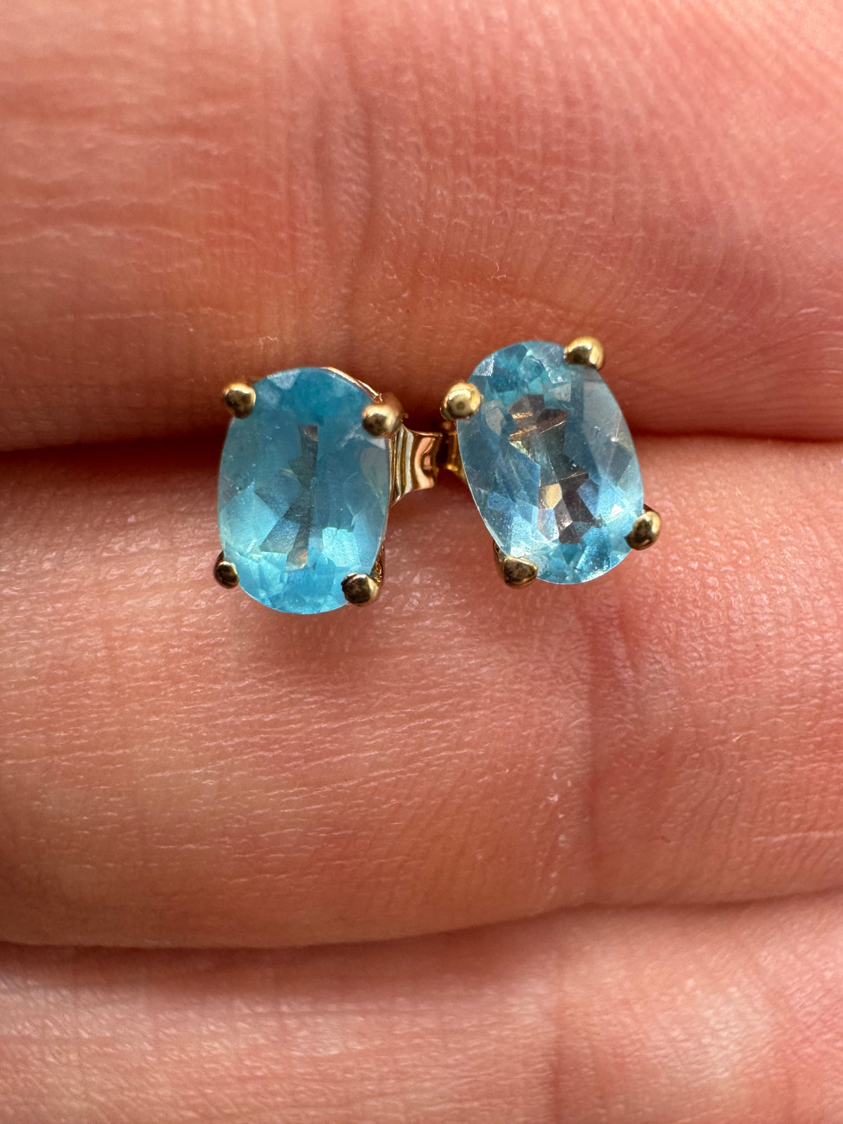 9ct gold topaz earrings