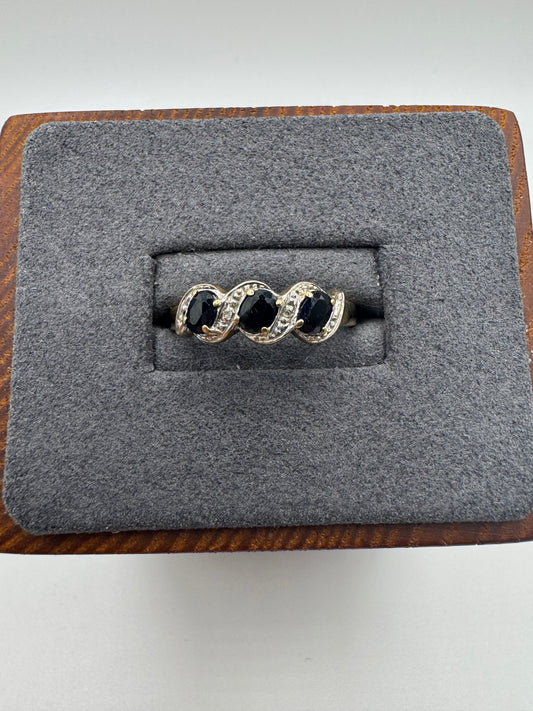 9ct gold sapphire and diamond ring