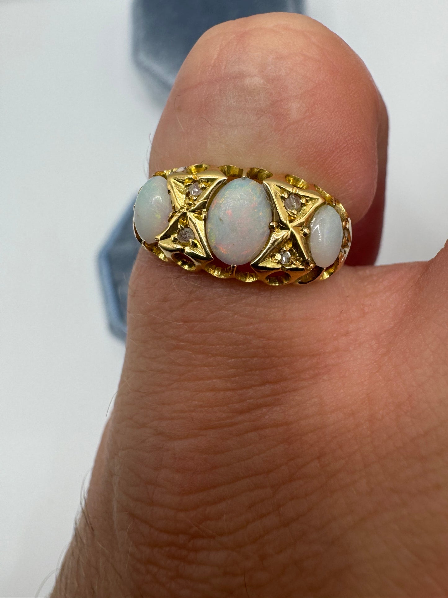 Antique 15ct and 18ct gold opal and diamond ring