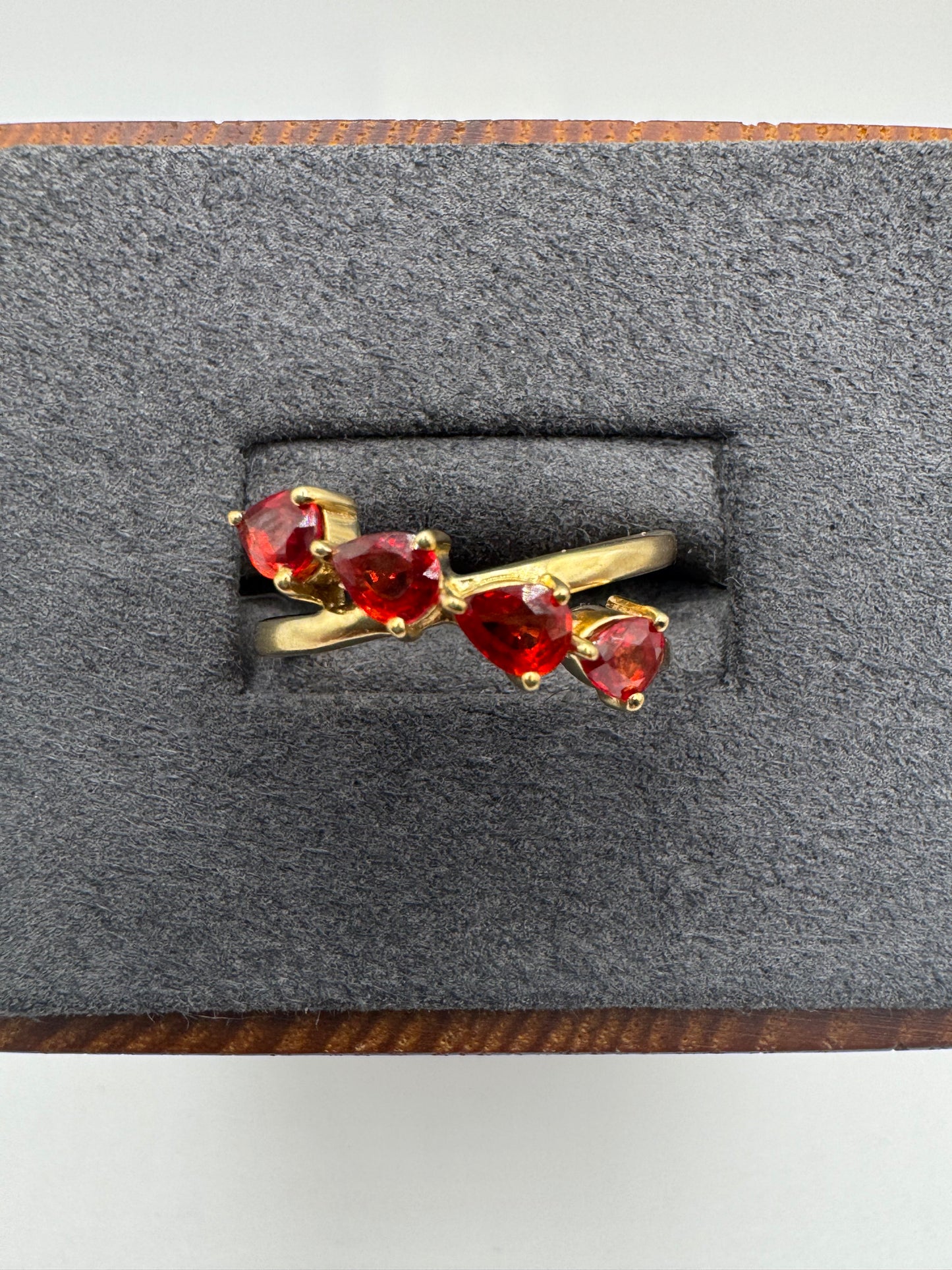 9ct gold spinel crossover ring
