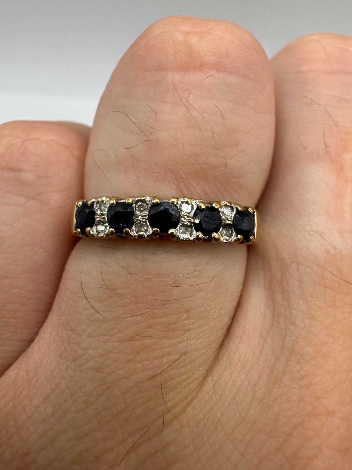 9ct gold sapphire and diamond ring