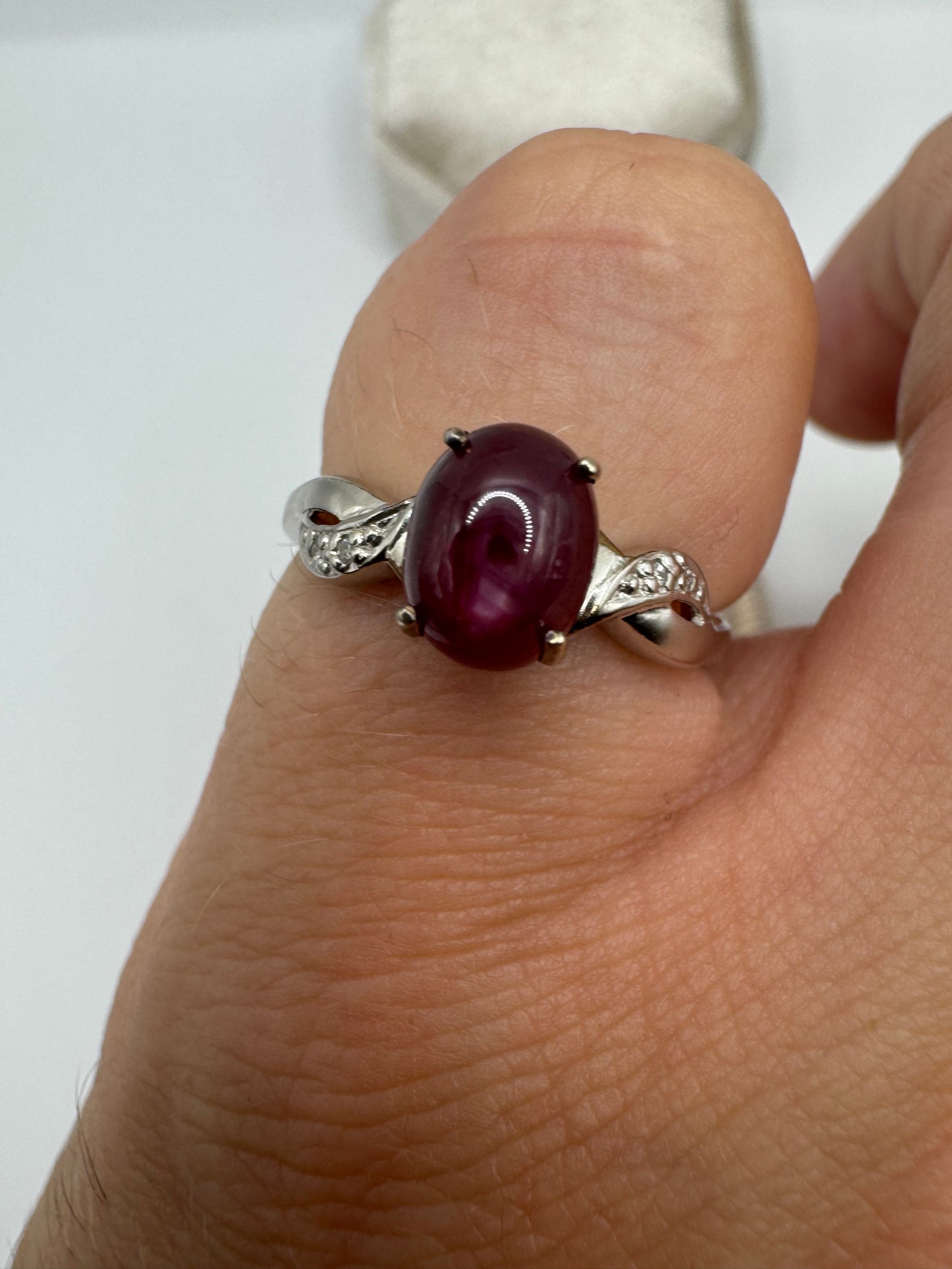 9ct white gold cabochon ruby and diamond ring