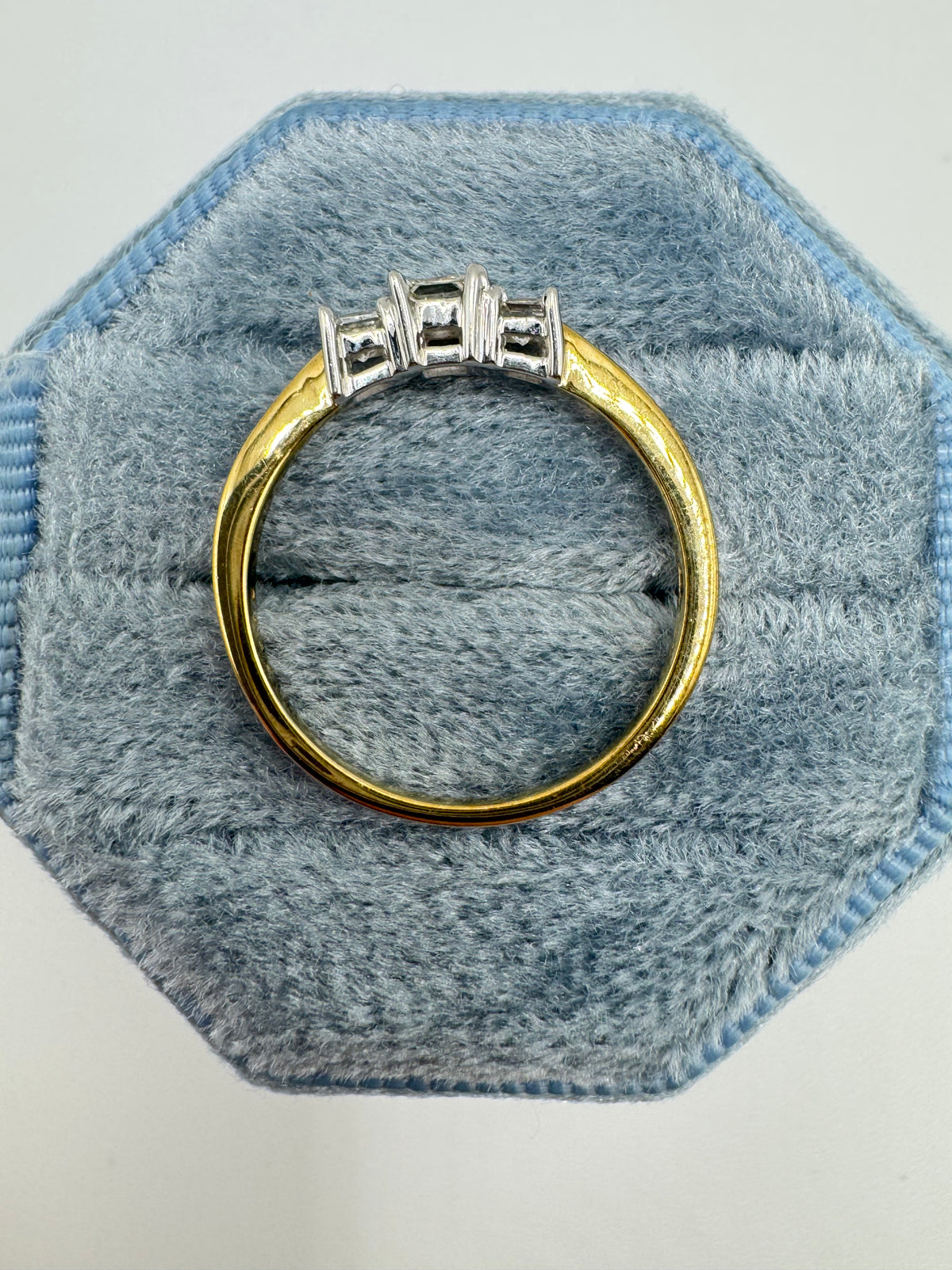 9ct gold 33 point diamond ring