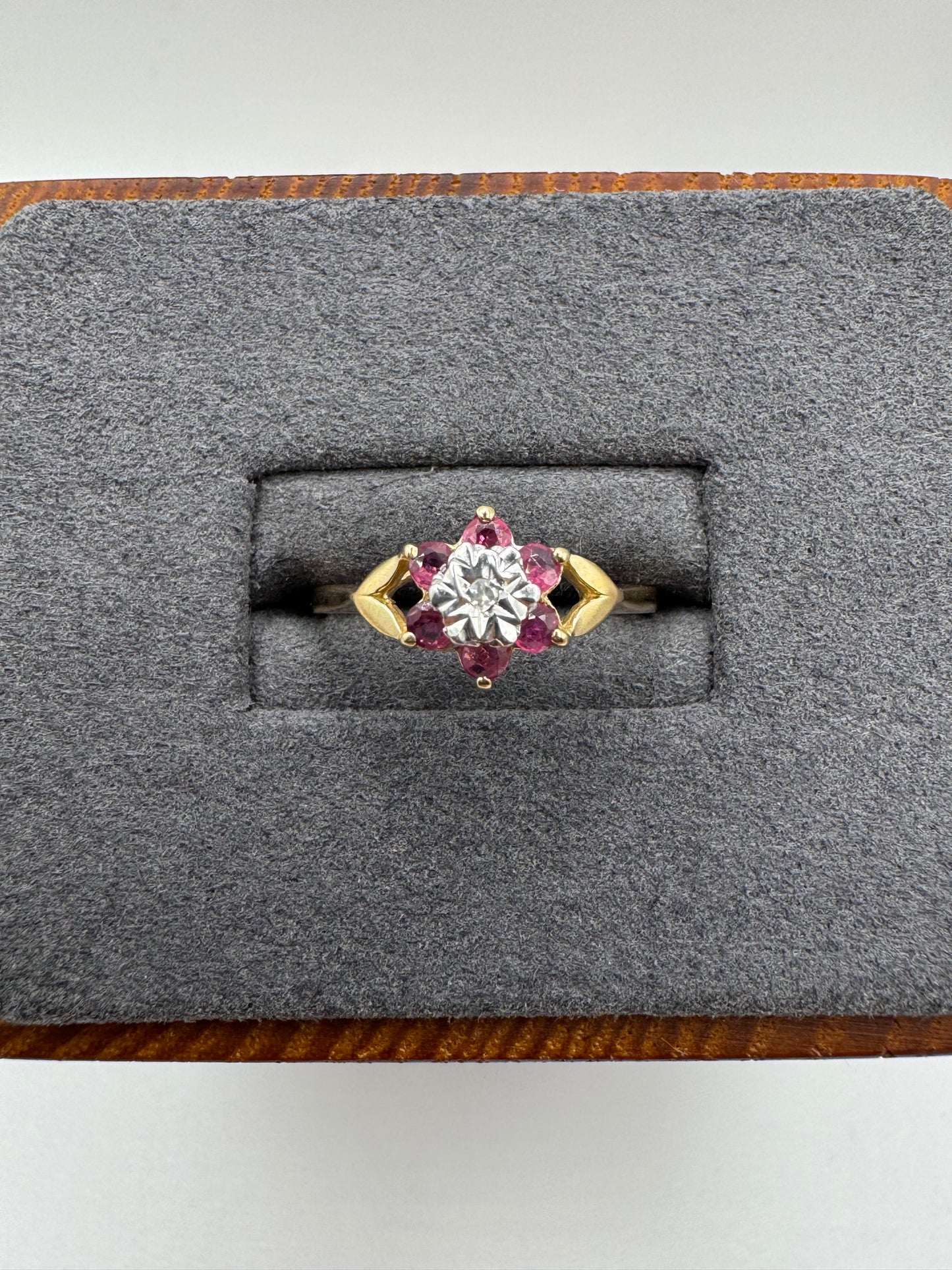 9ct gold ruby and diamond ring