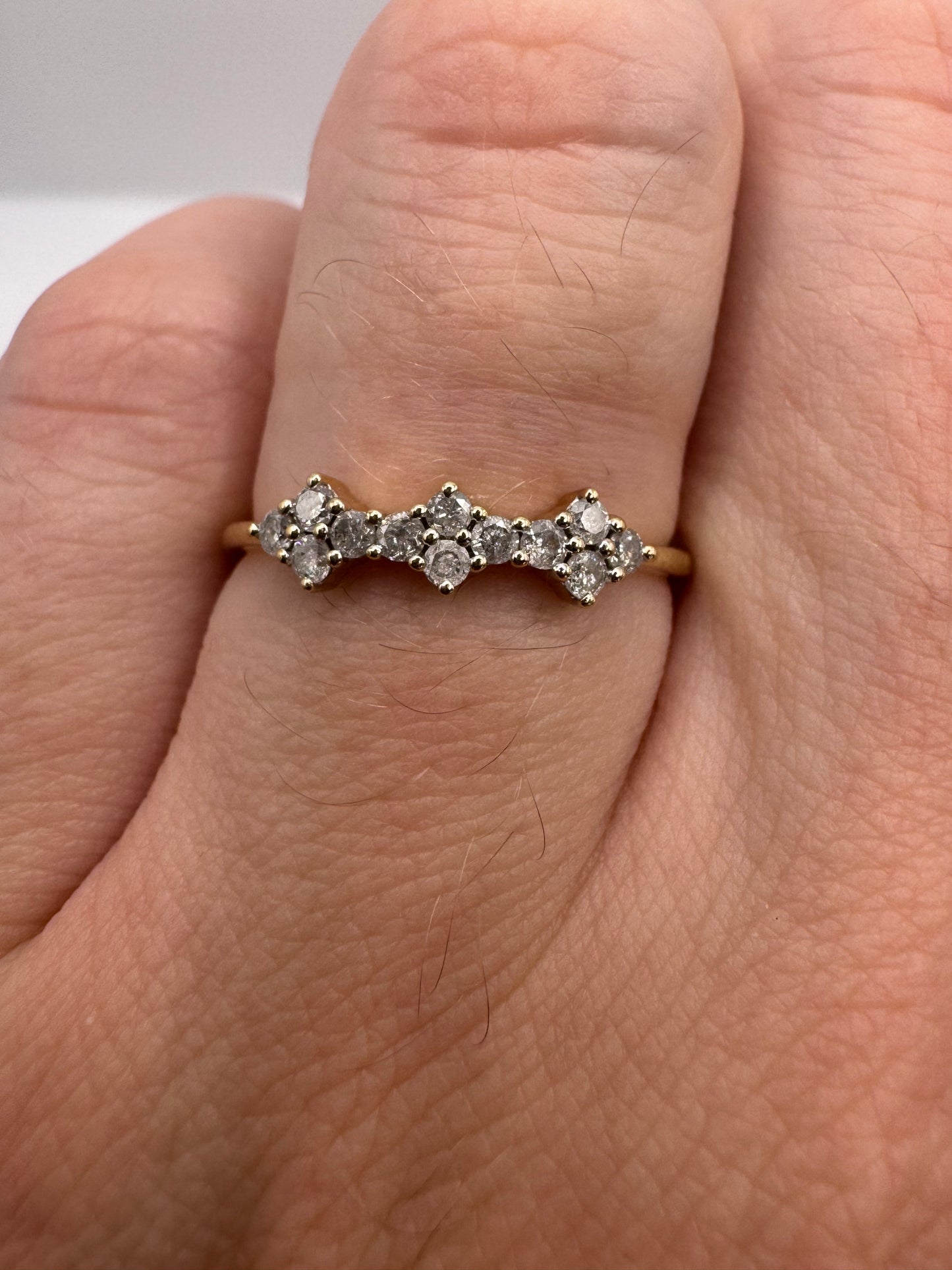 9ct gold diamond ring