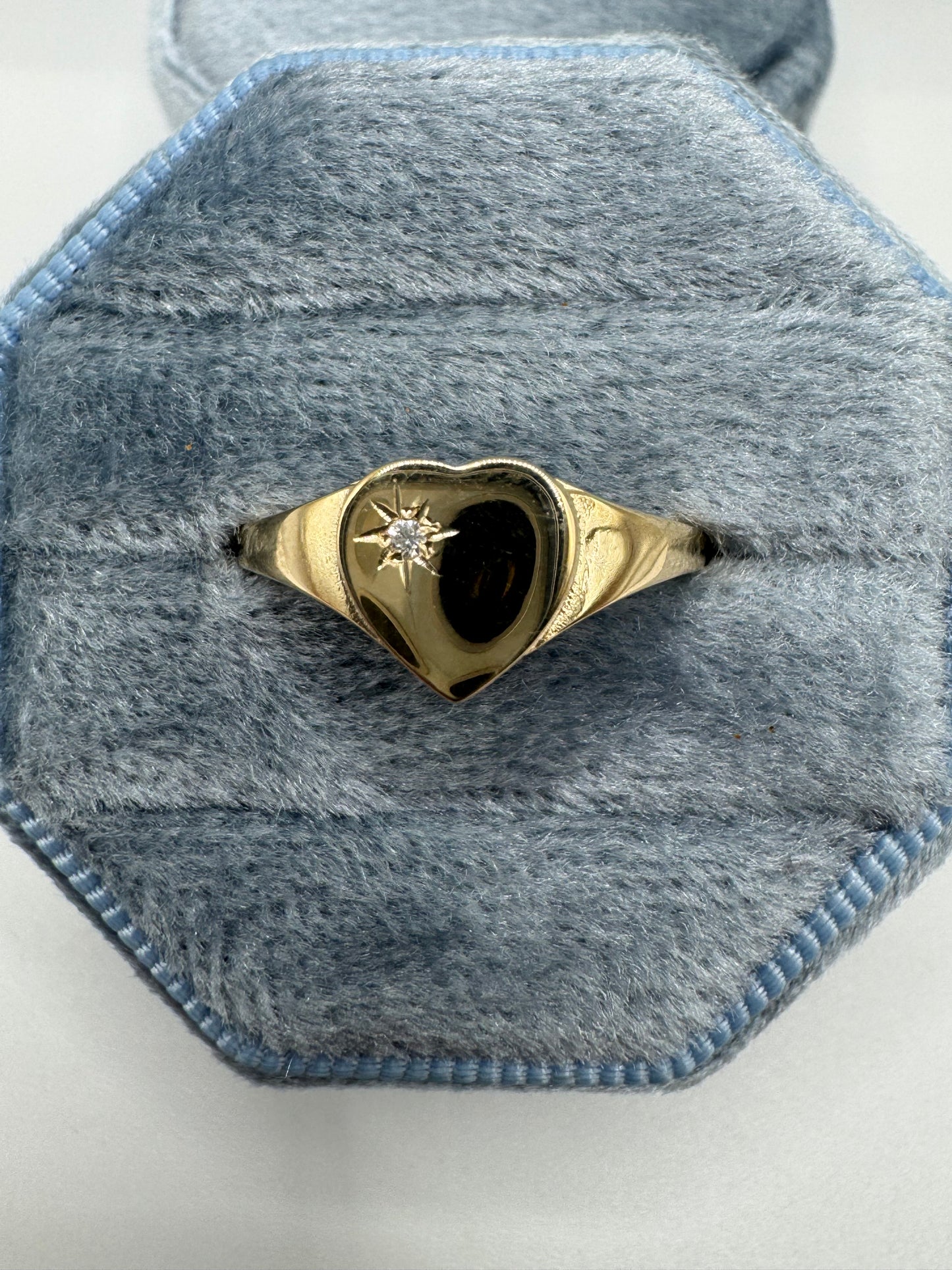 9ct gold diamond heart signet ring