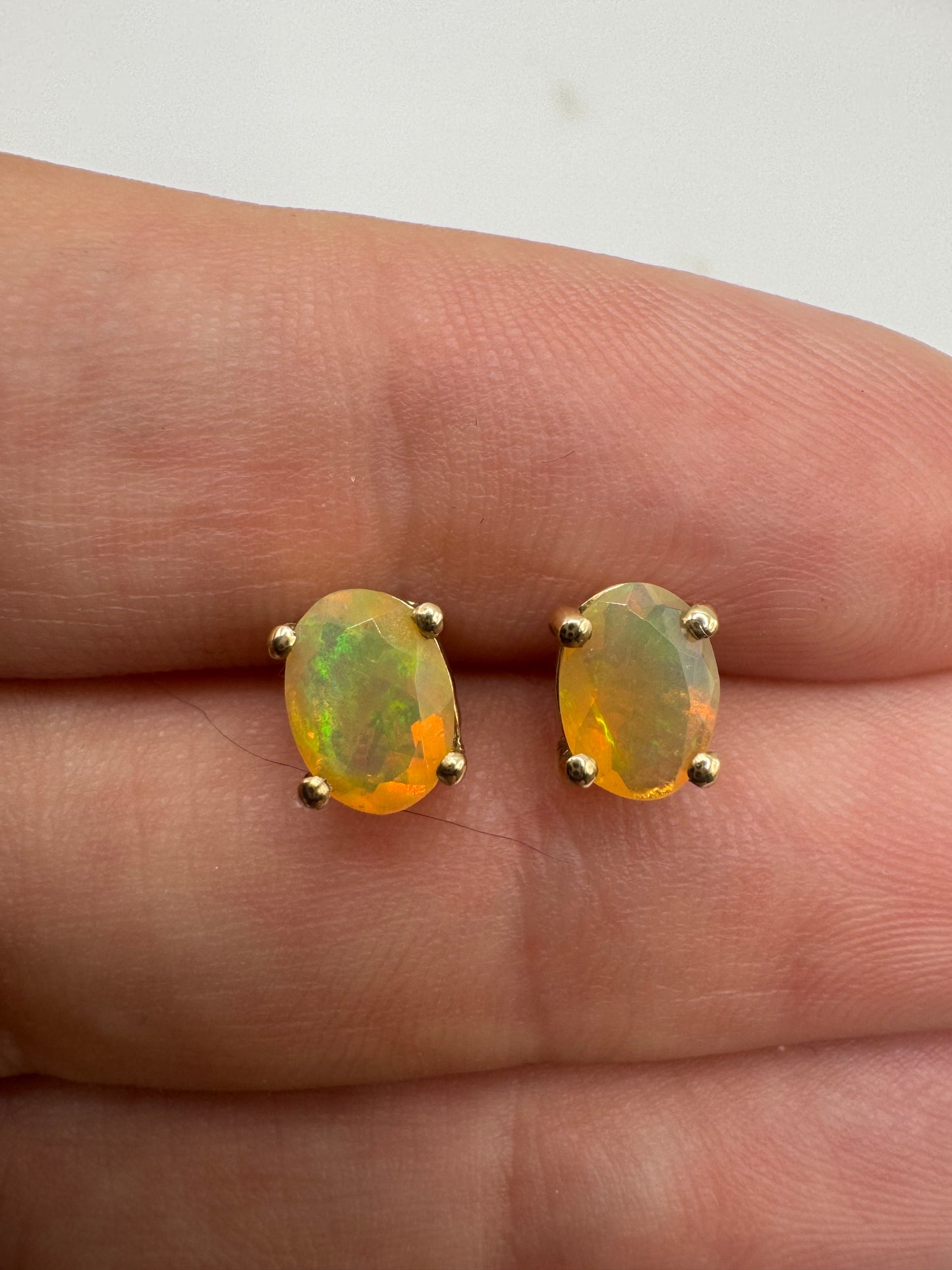 9ct gold opal earrings
