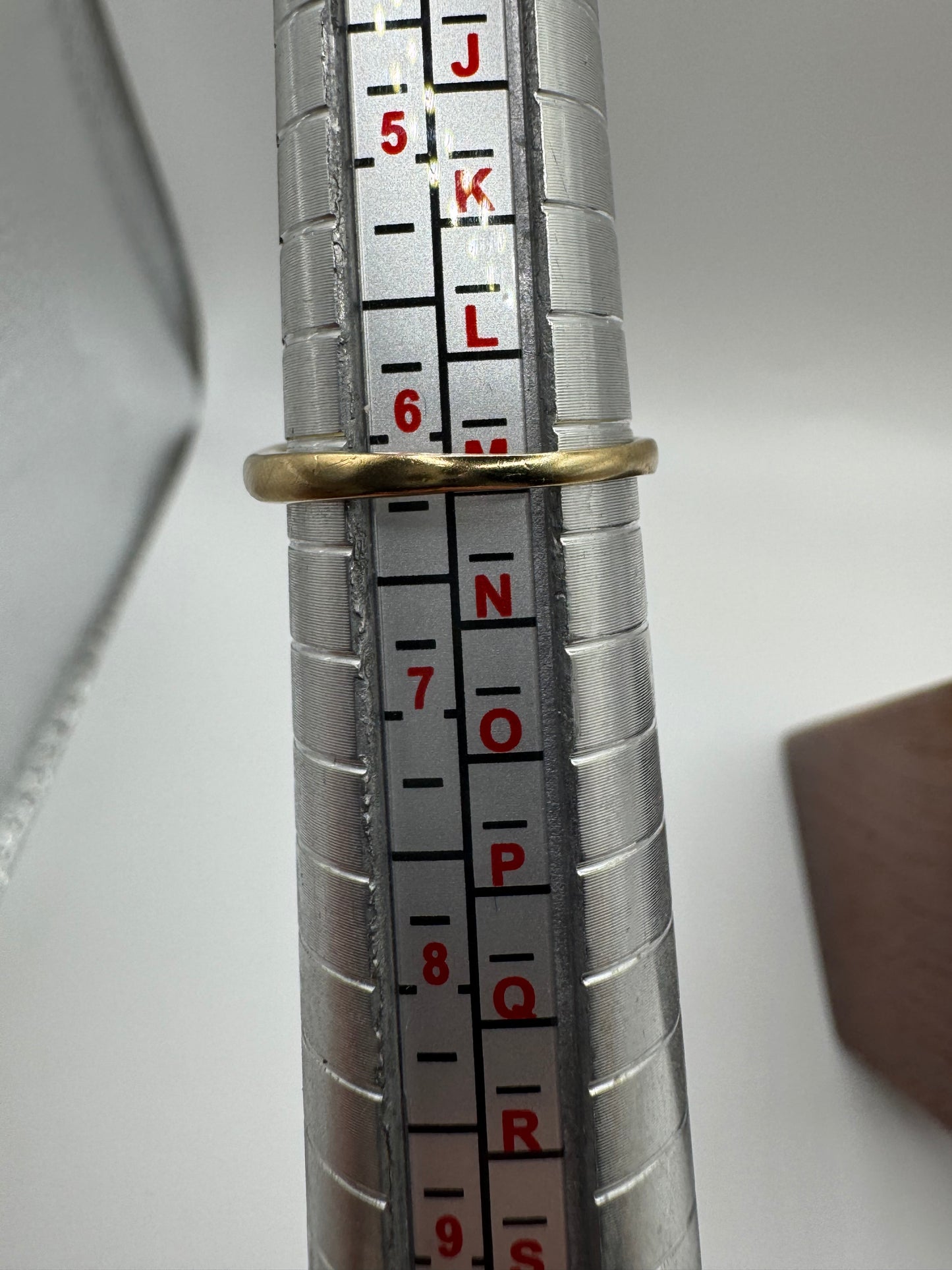 9ct gold blue topaz and diamond ring