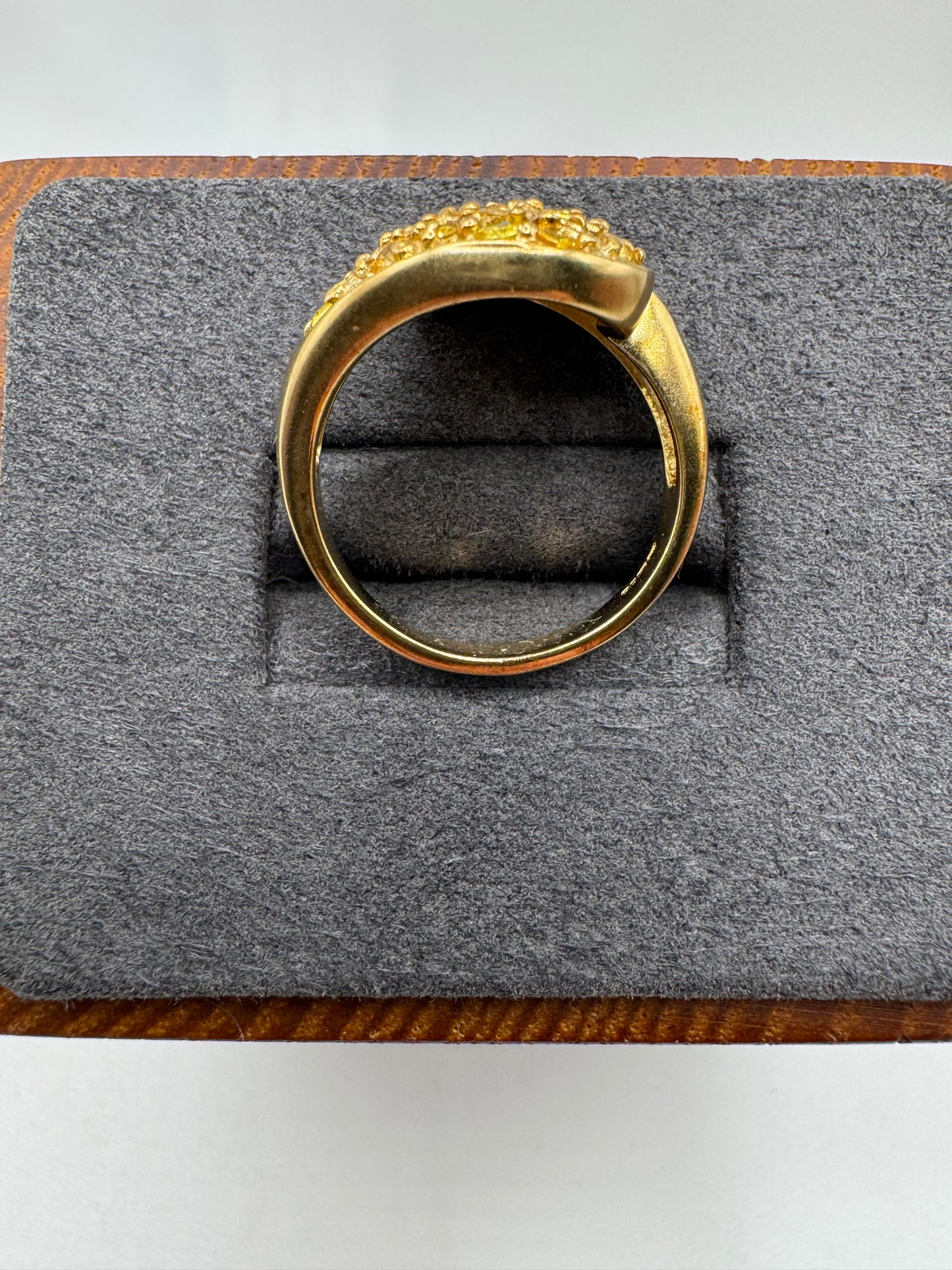 Heavy 9ct gold citrine cluster ring