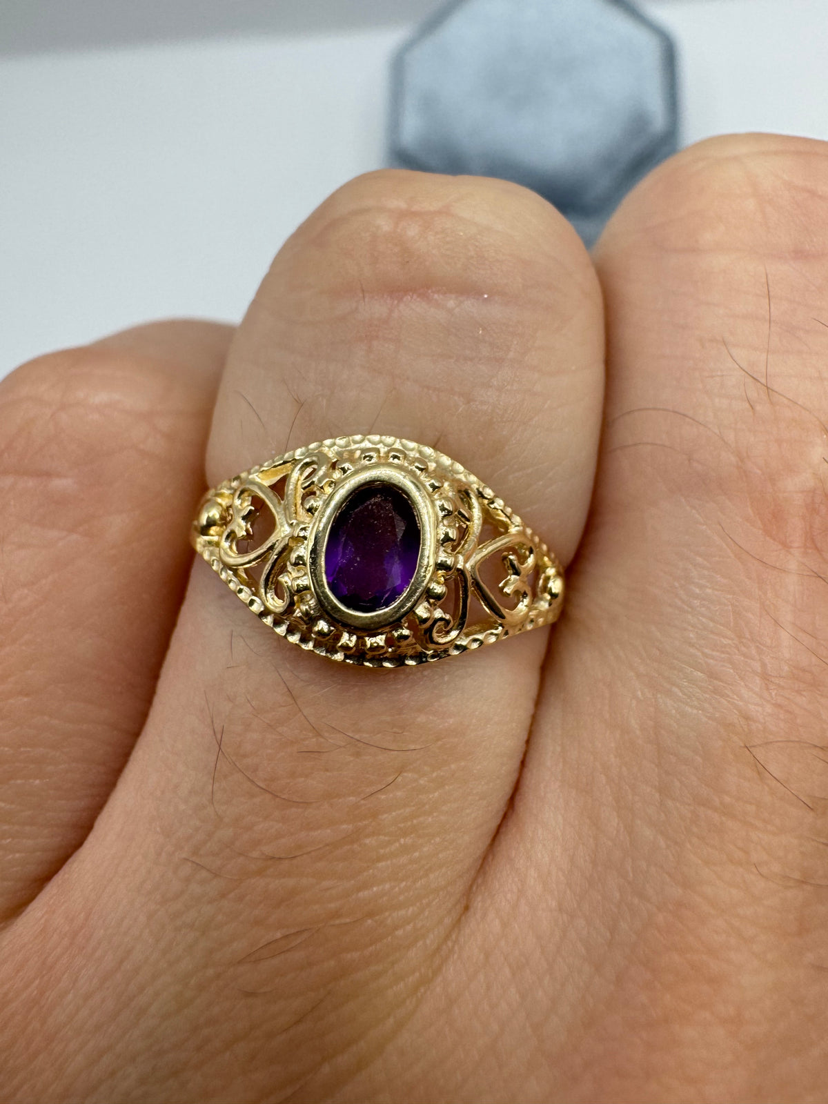 9ct gold amethyst ring