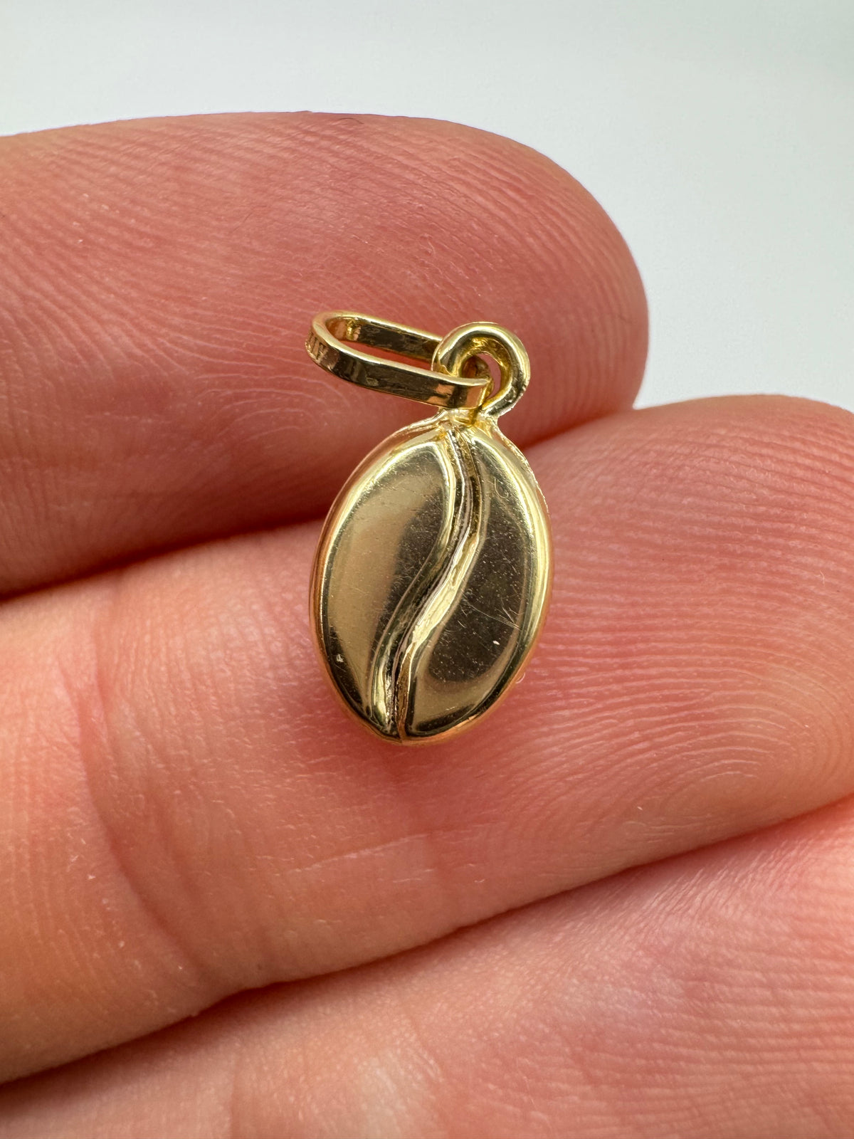 9ct gold coffee bean charm